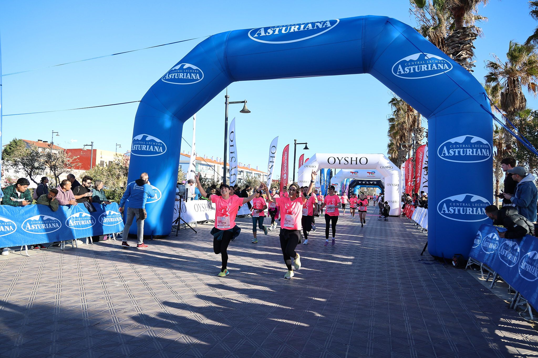 Las mejores fotos de la Carrera de la Mujer Central Lechera Asturiana de Valencia 2025. 520