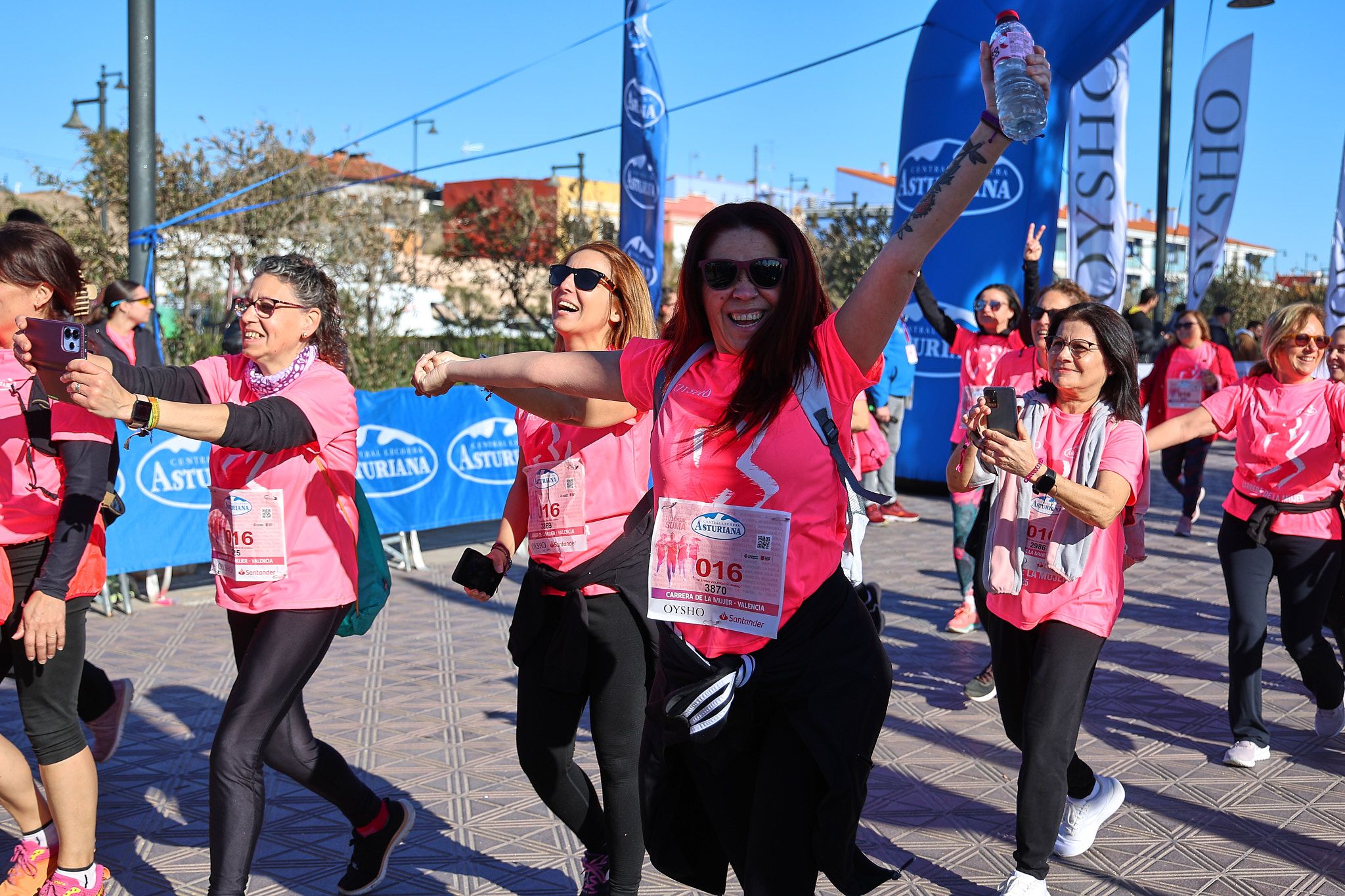 Las mejores fotos de la Carrera de la Mujer Central Lechera Asturiana de Valencia 2025. 1011