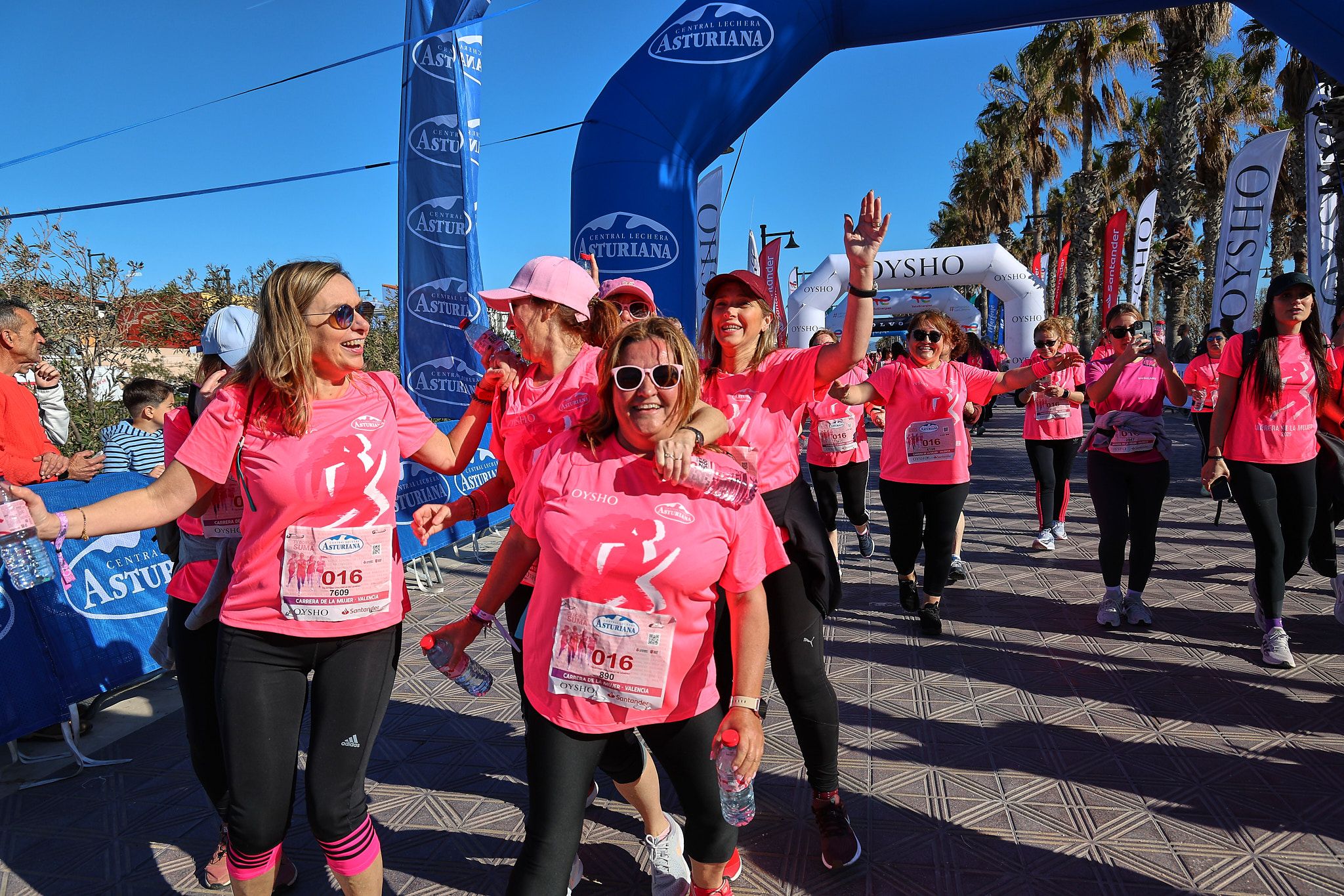 Las mejores fotos de la Carrera de la Mujer Central Lechera Asturiana de Valencia 2025. 1251
