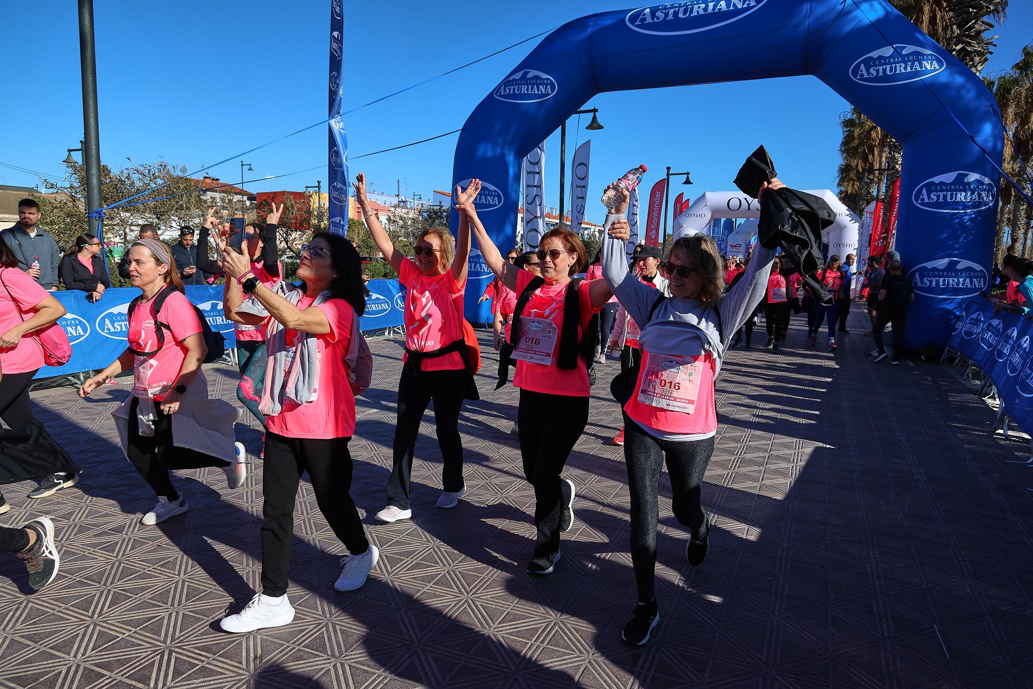 Las mejores fotos de la Carrera de la Mujer Central Lechera Asturiana de Valencia 2025. 1013