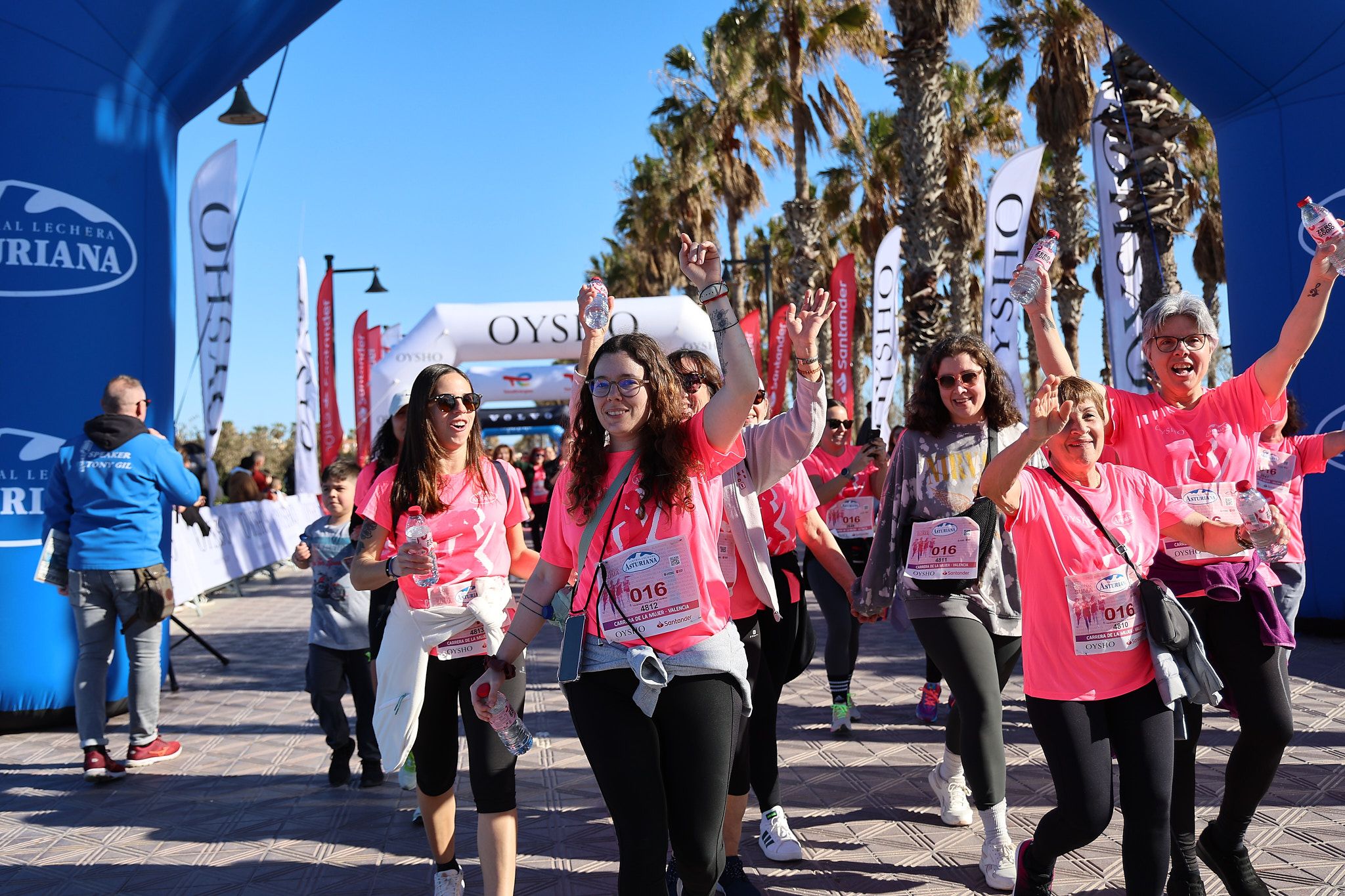 Las mejores fotos de la Carrera de la Mujer Central Lechera Asturiana de Valencia 2025. 1257