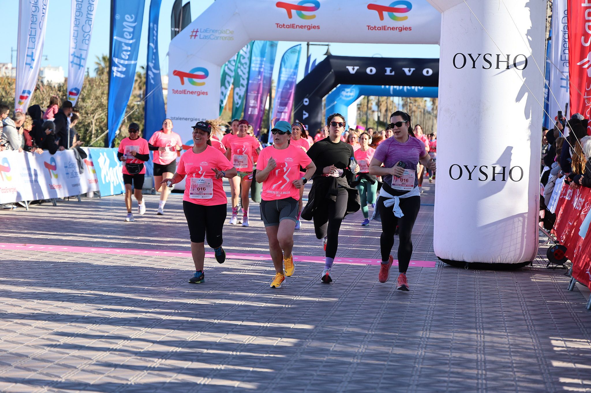 Las mejores fotos de la Carrera de la Mujer Central Lechera Asturiana de Valencia 2025. 774