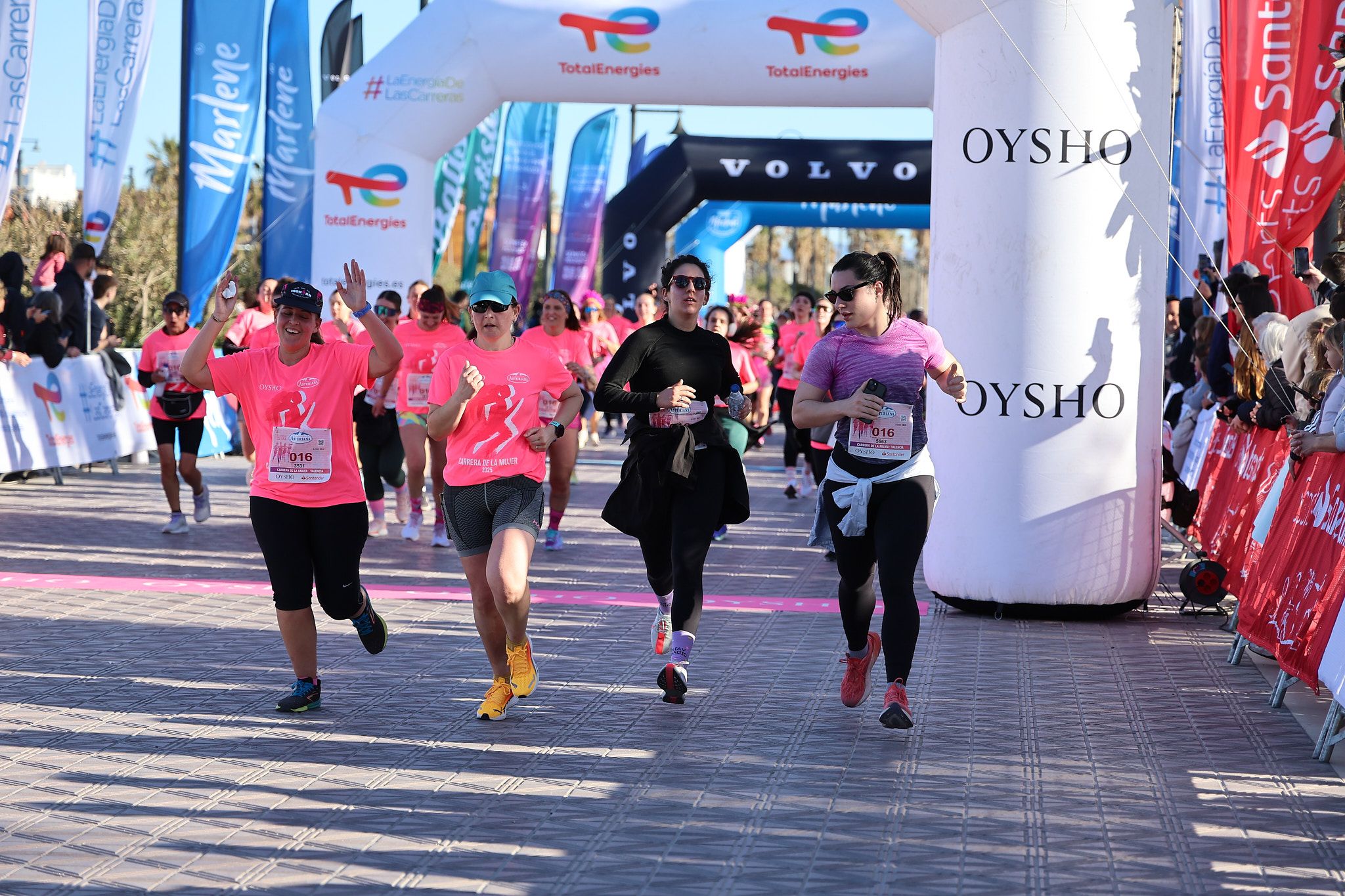 Las mejores fotos de la Carrera de la Mujer Central Lechera Asturiana de Valencia 2025. 775