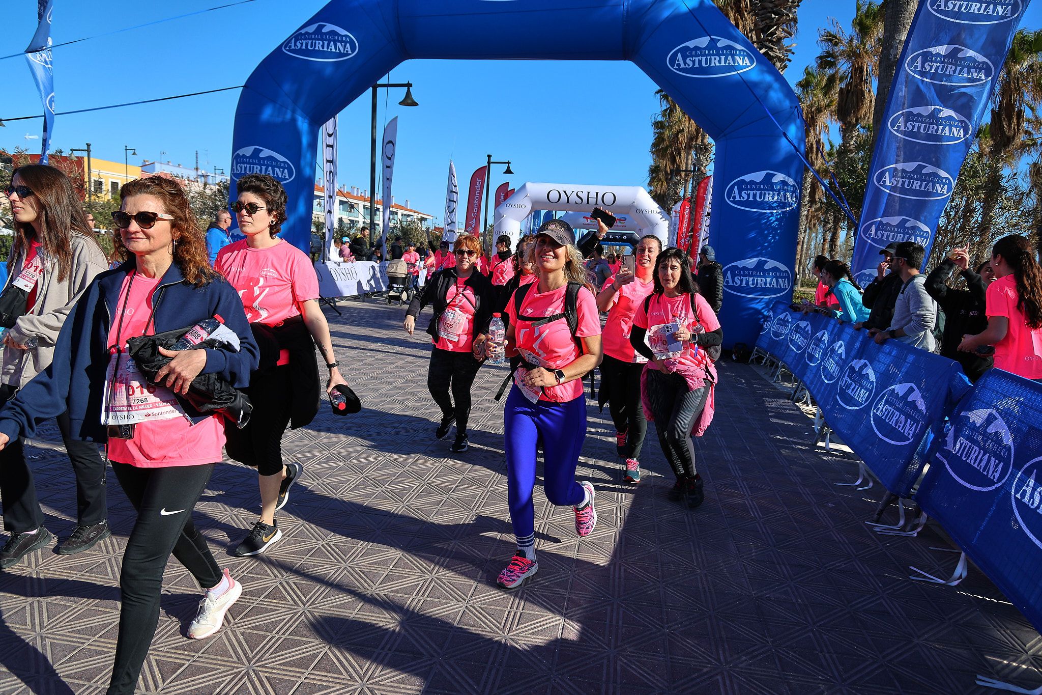 Las mejores fotos de la Carrera de la Mujer Central Lechera Asturiana de Valencia 2025. 1017
