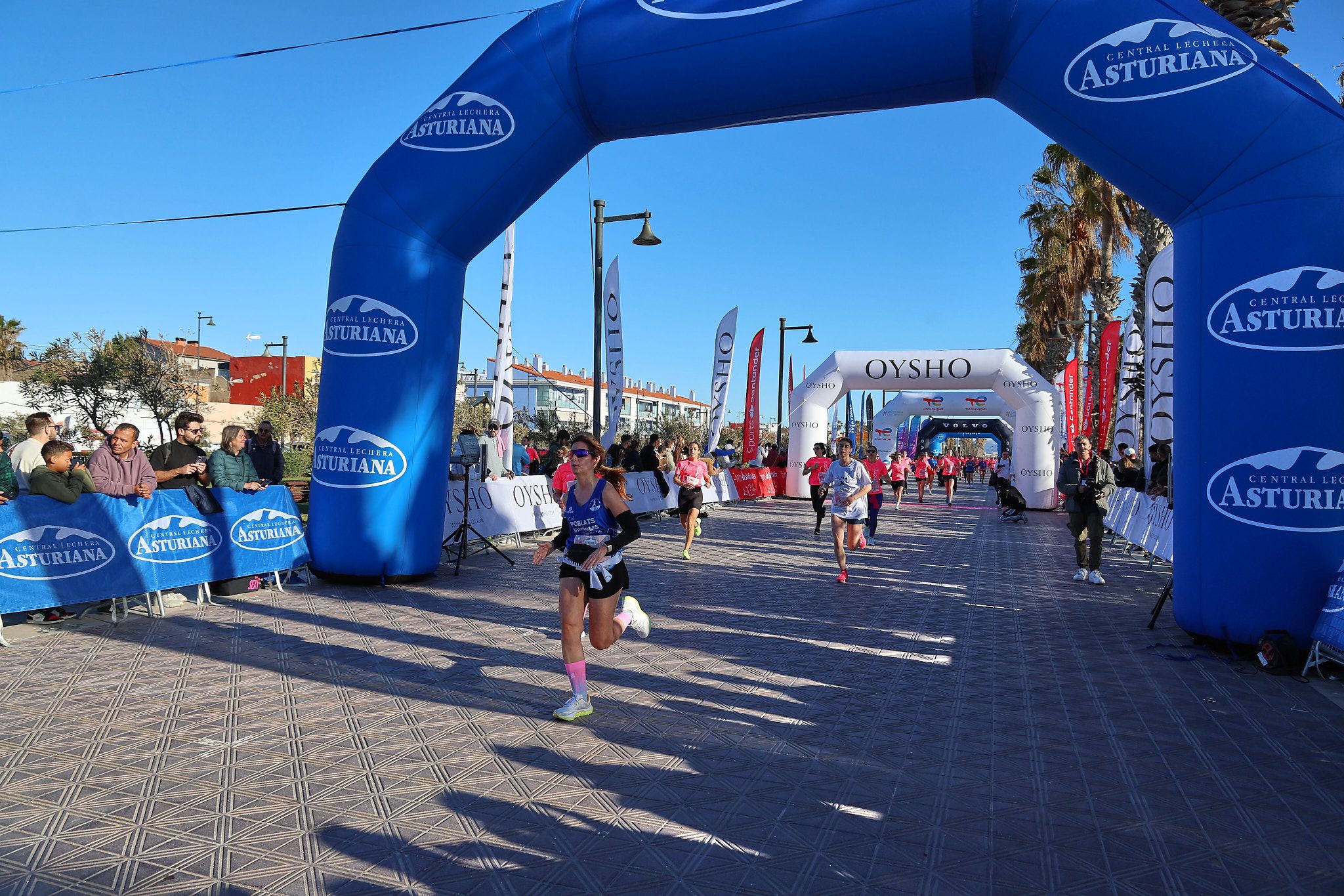 Las mejores fotos de la Carrera de la Mujer Central Lechera Asturiana de Valencia 2025. 530