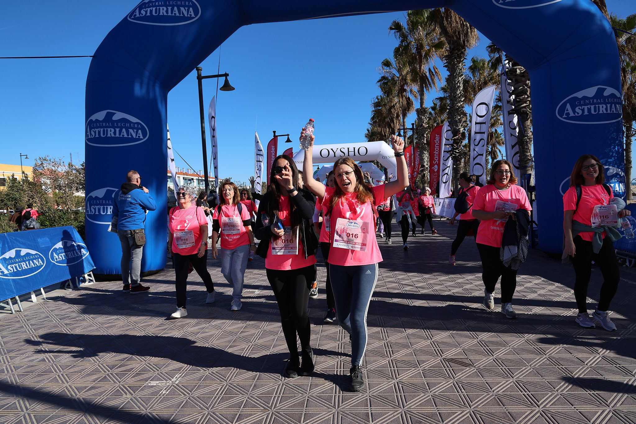 Las mejores fotos de la Carrera de la Mujer Central Lechera Asturiana de Valencia 2025. 1260