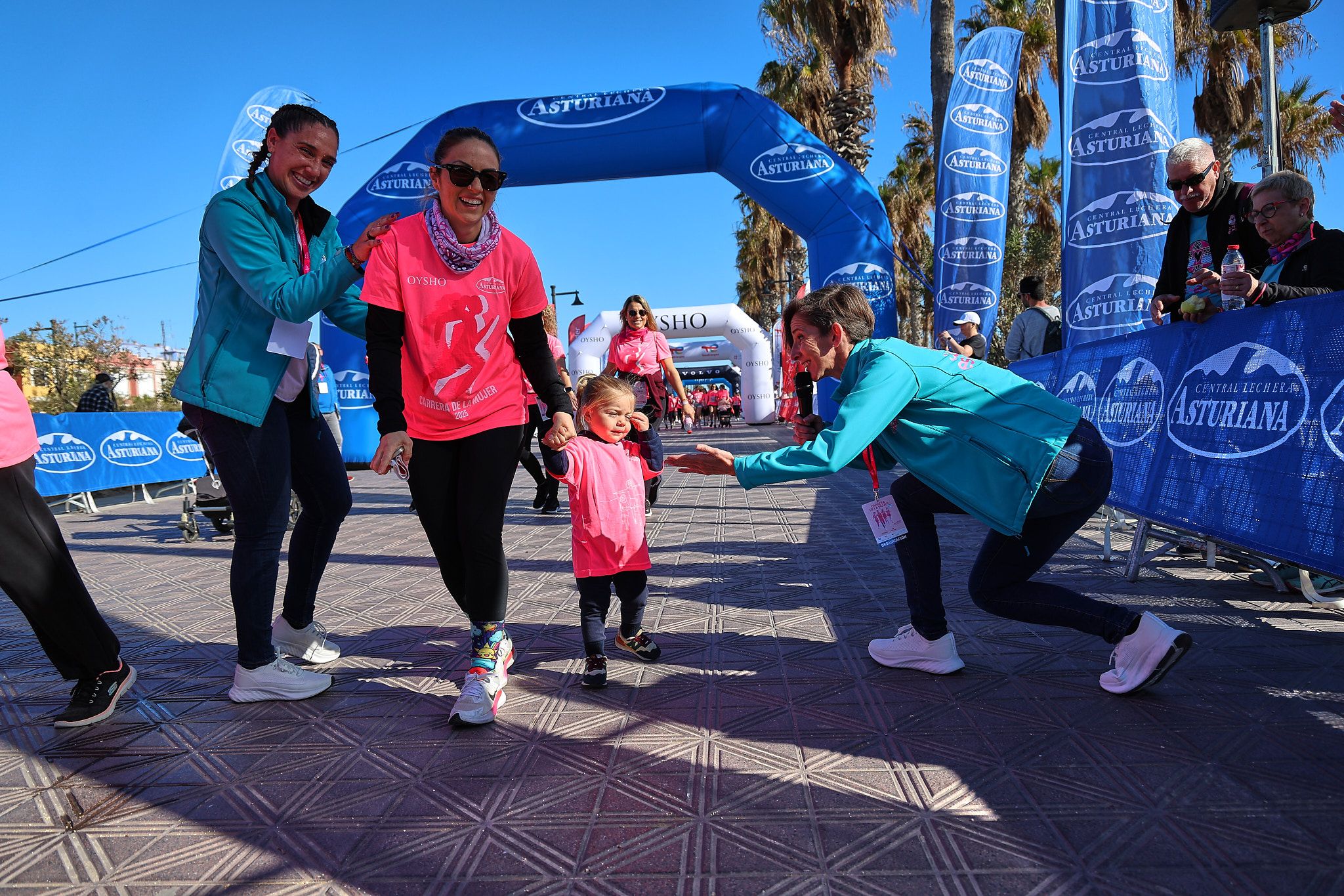 Las mejores fotos de la Carrera de la Mujer Central Lechera Asturiana de Valencia 2025. 1506