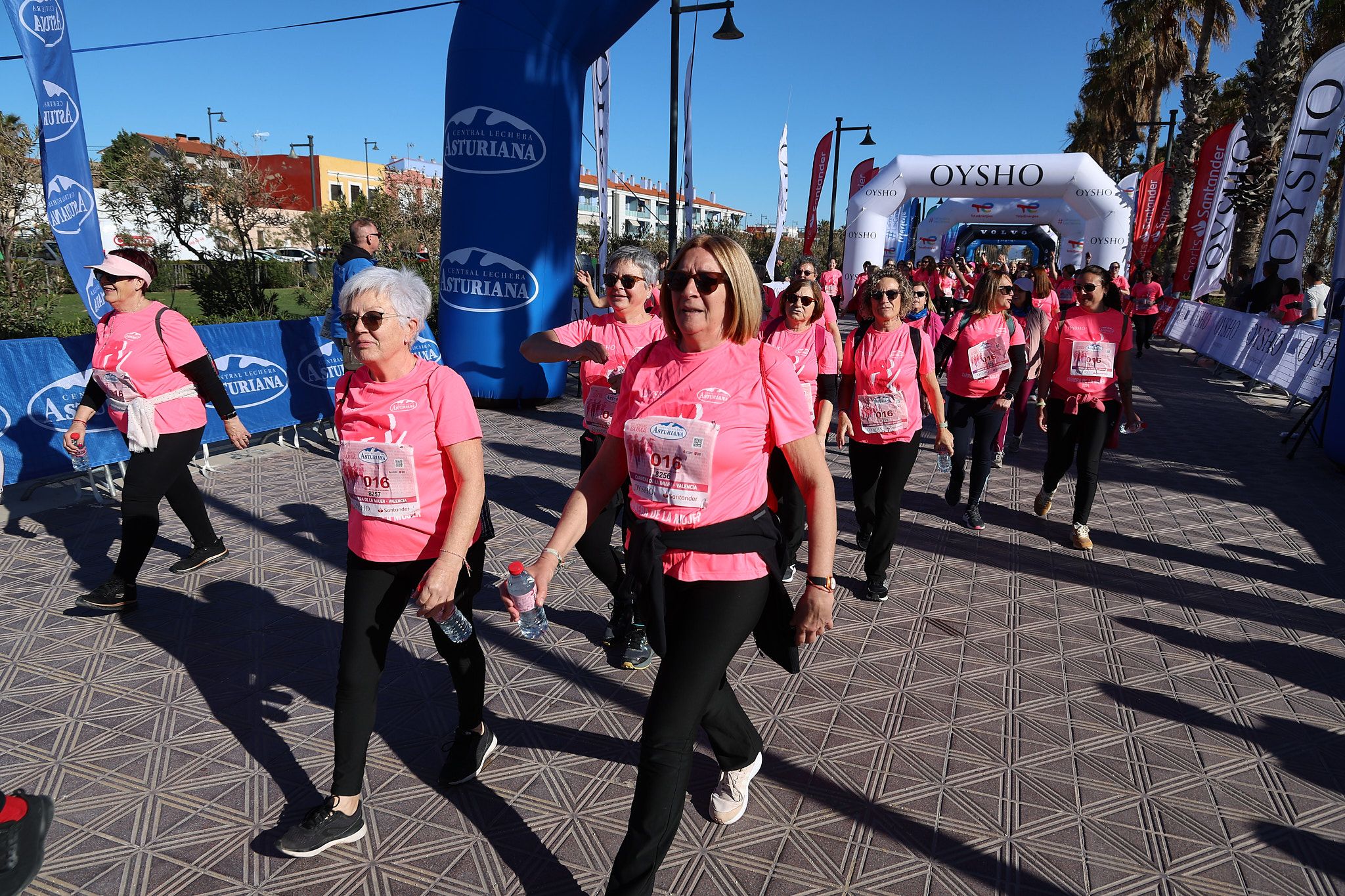 Las mejores fotos de la Carrera de la Mujer Central Lechera Asturiana de Valencia 2025. 1267