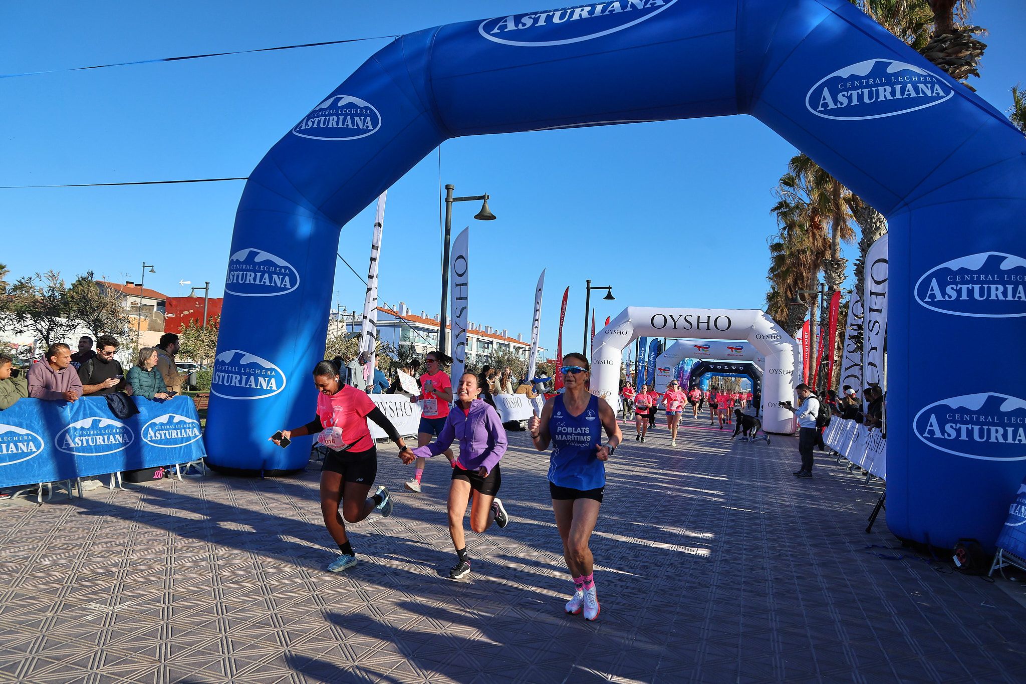 Las mejores fotos de la Carrera de la Mujer Central Lechera Asturiana de Valencia 2025. 538
