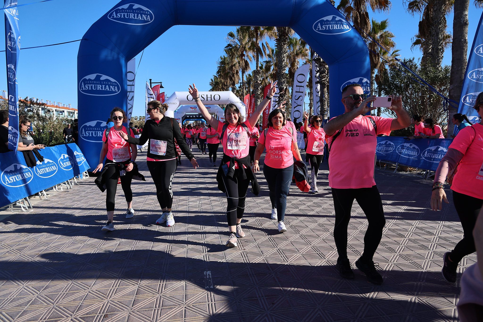 Las mejores fotos de la Carrera de la Mujer Central Lechera Asturiana de Valencia 2025. 1025