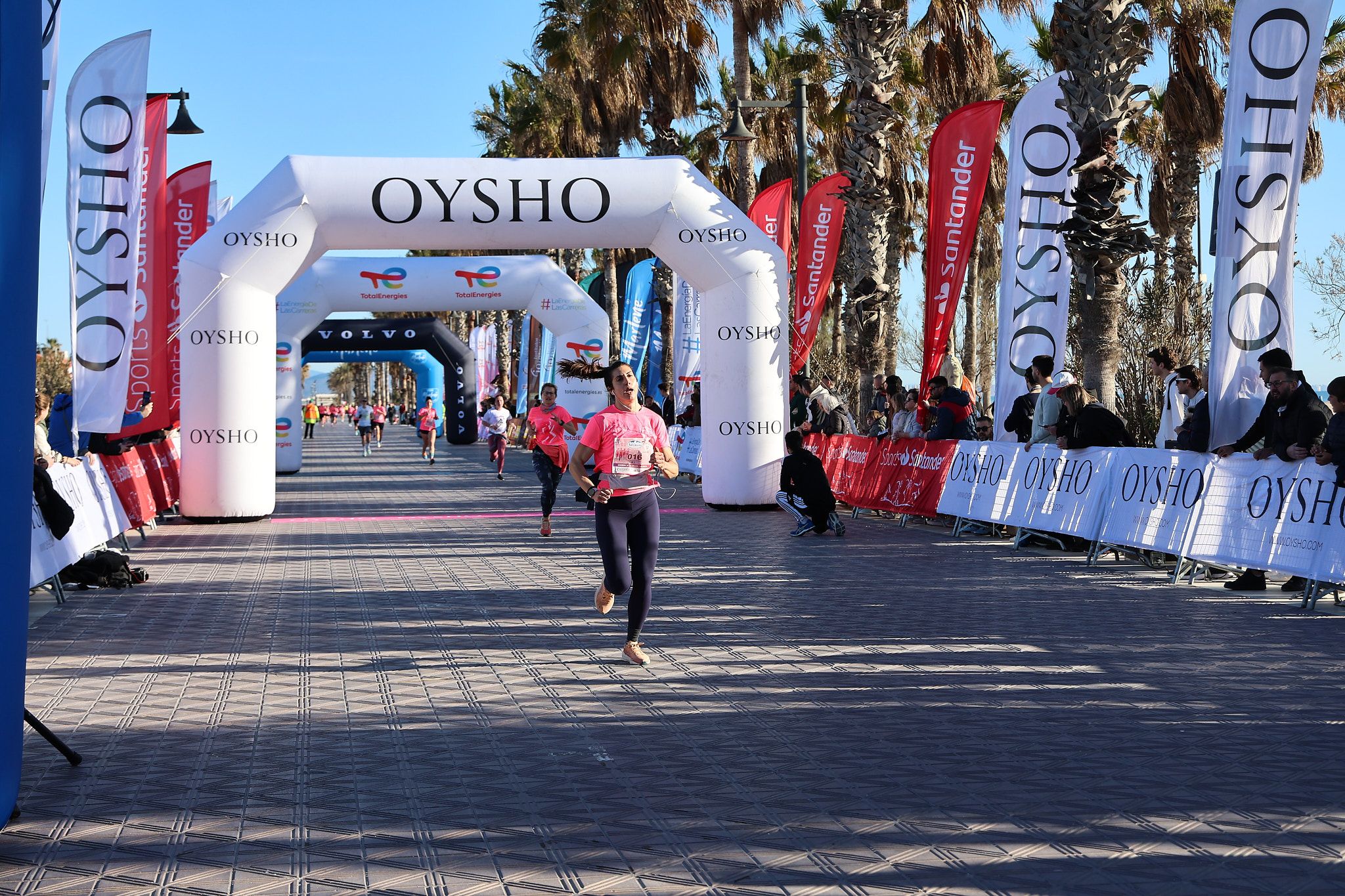 Las mejores fotos de la Carrera de la Mujer Central Lechera Asturiana de Valencia 2025. 313