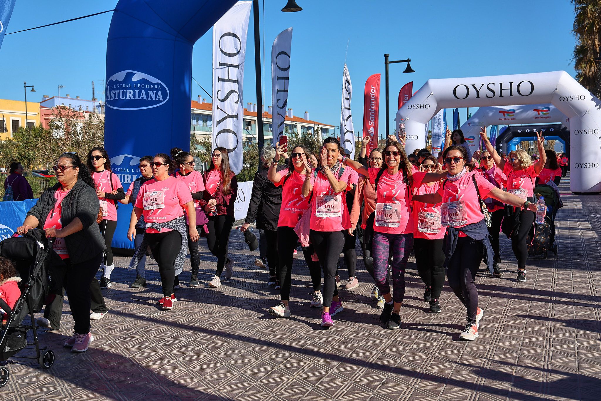 Las mejores fotos de la Carrera de la Mujer Central Lechera Asturiana de Valencia 2025. 1513