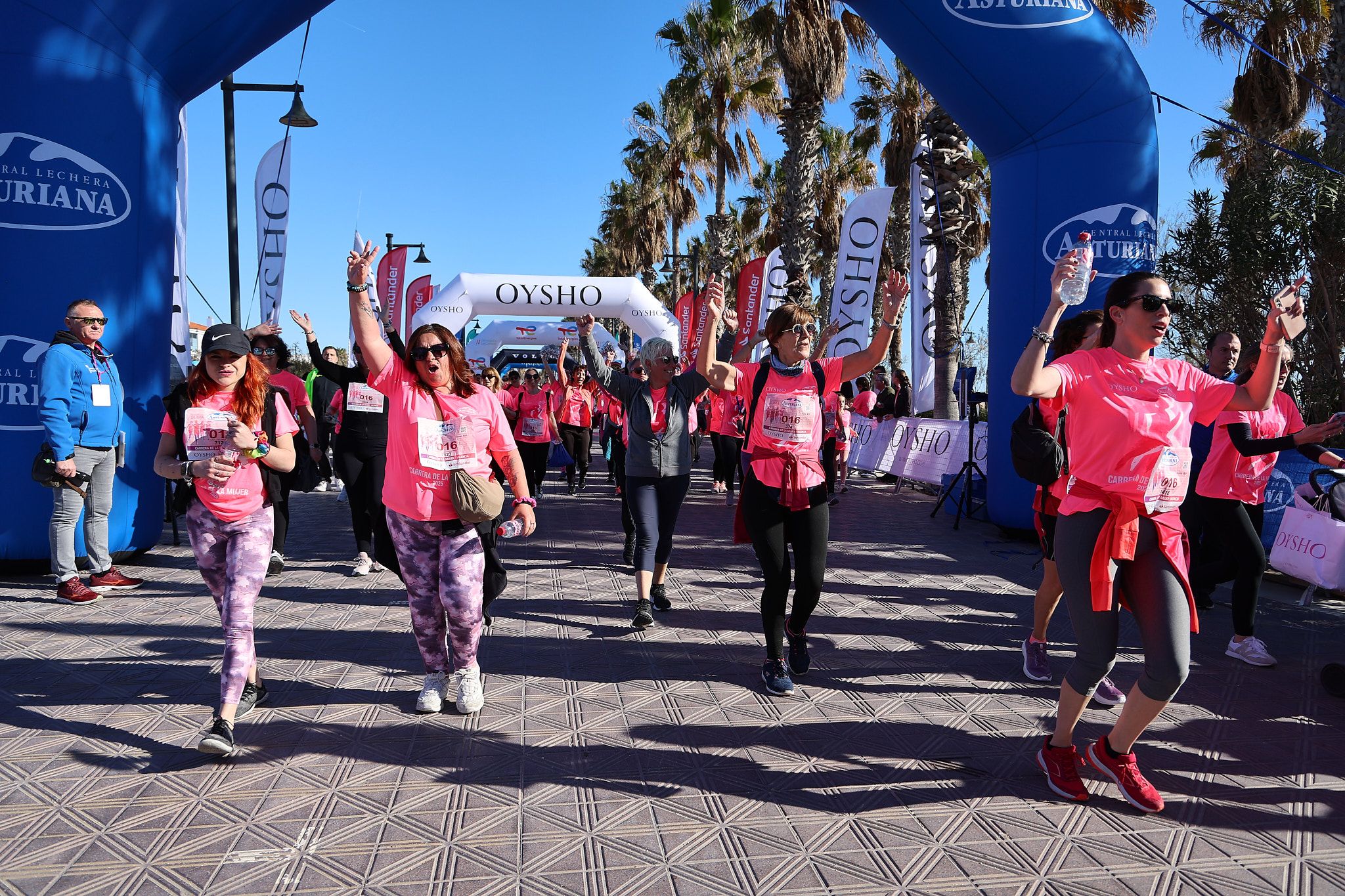 Las mejores fotos de la Carrera de la Mujer Central Lechera Asturiana de Valencia 2025. 1032