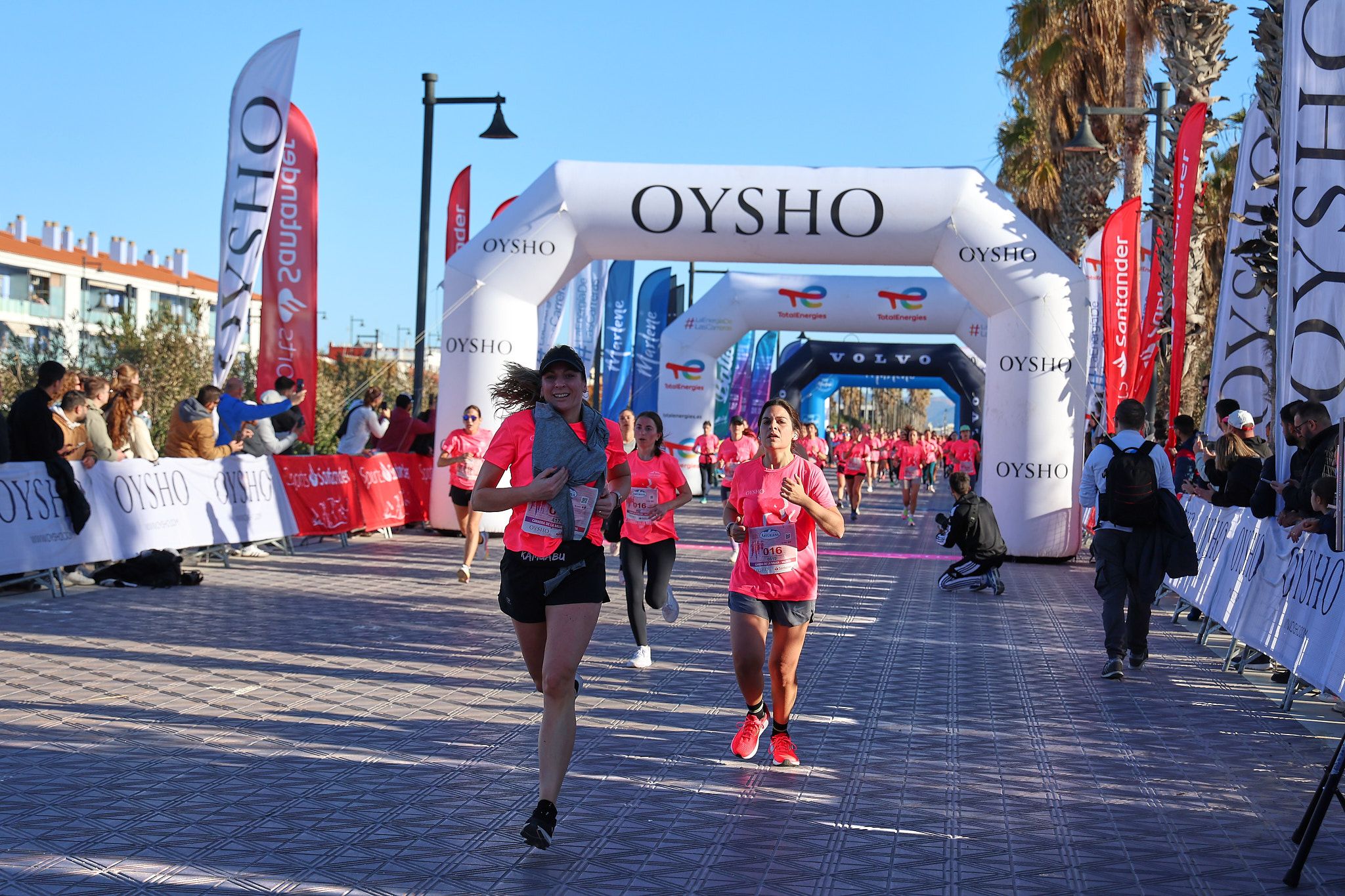 Las mejores fotos de la Carrera de la Mujer Central Lechera Asturiana de Valencia 2025. 545