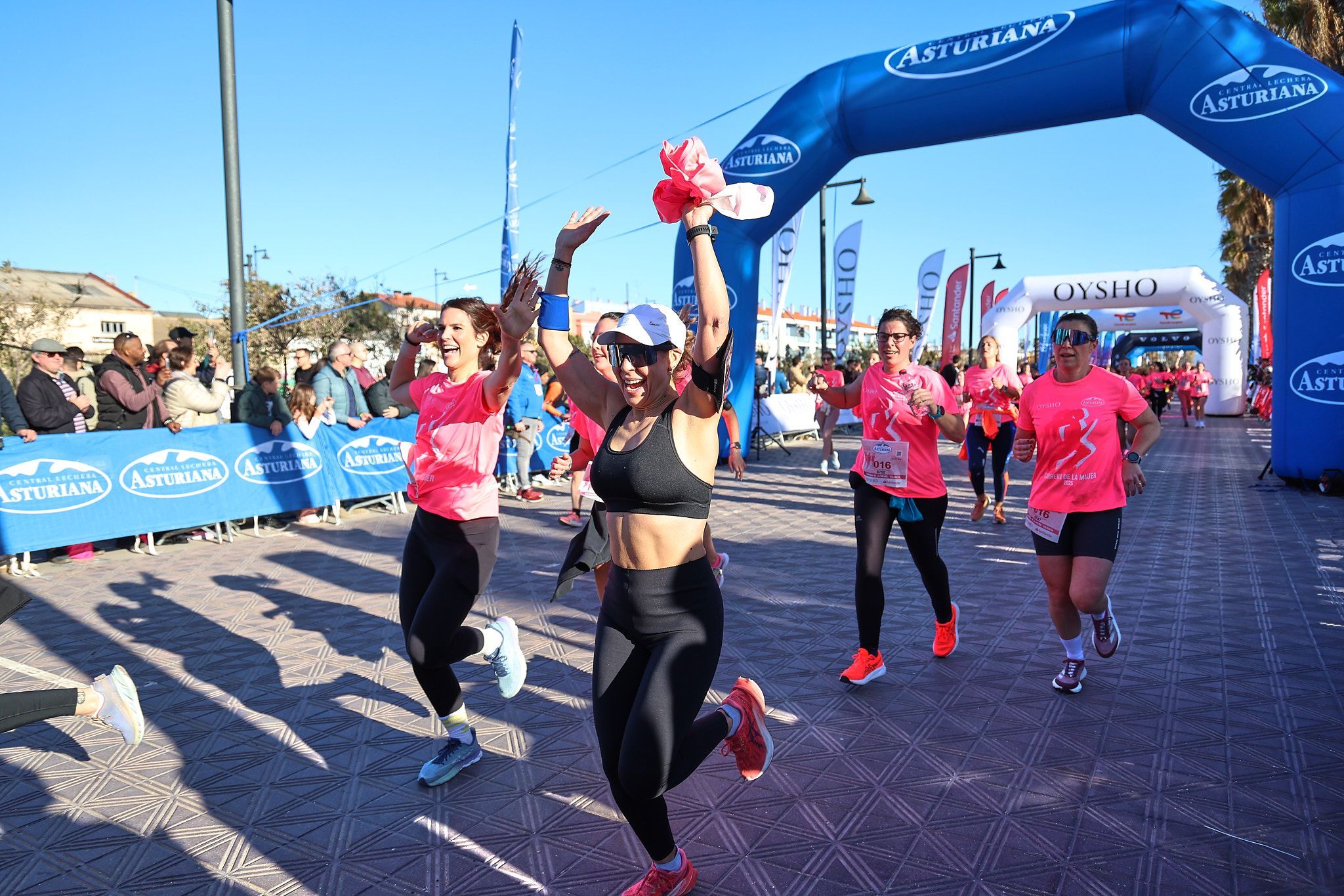 Las mejores fotos de la Carrera de la Mujer Central Lechera Asturiana de Valencia 2025. 794