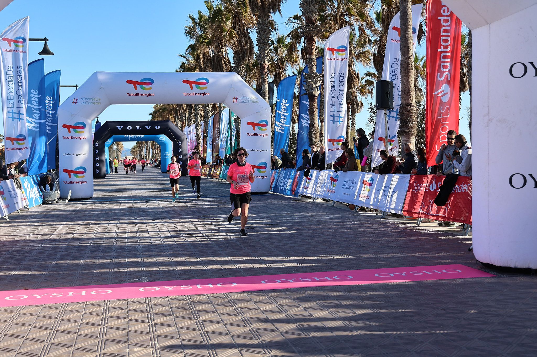 Las mejores fotos de la Carrera de la Mujer Central Lechera Asturiana de Valencia 2025. 321