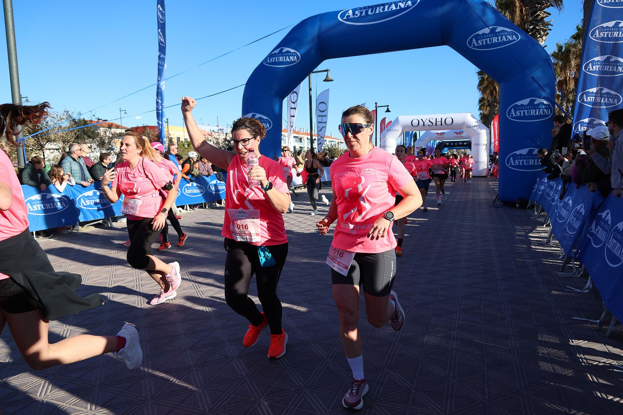 Las mejores fotos de la Carrera de la Mujer Central Lechera Asturiana de Valencia 2025. 795