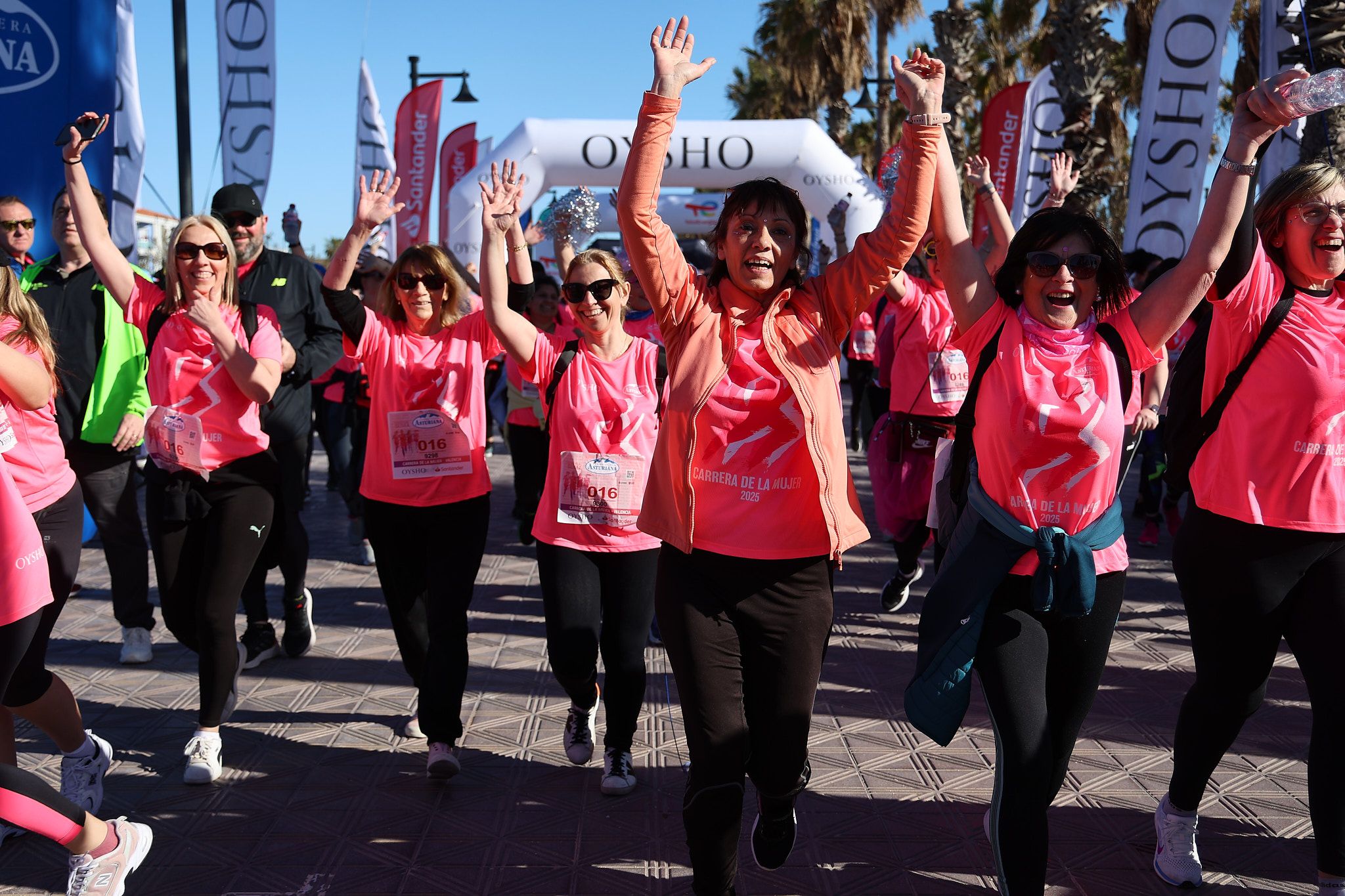 Las mejores fotos de la Carrera de la Mujer Central Lechera Asturiana de Valencia 2025. 1036