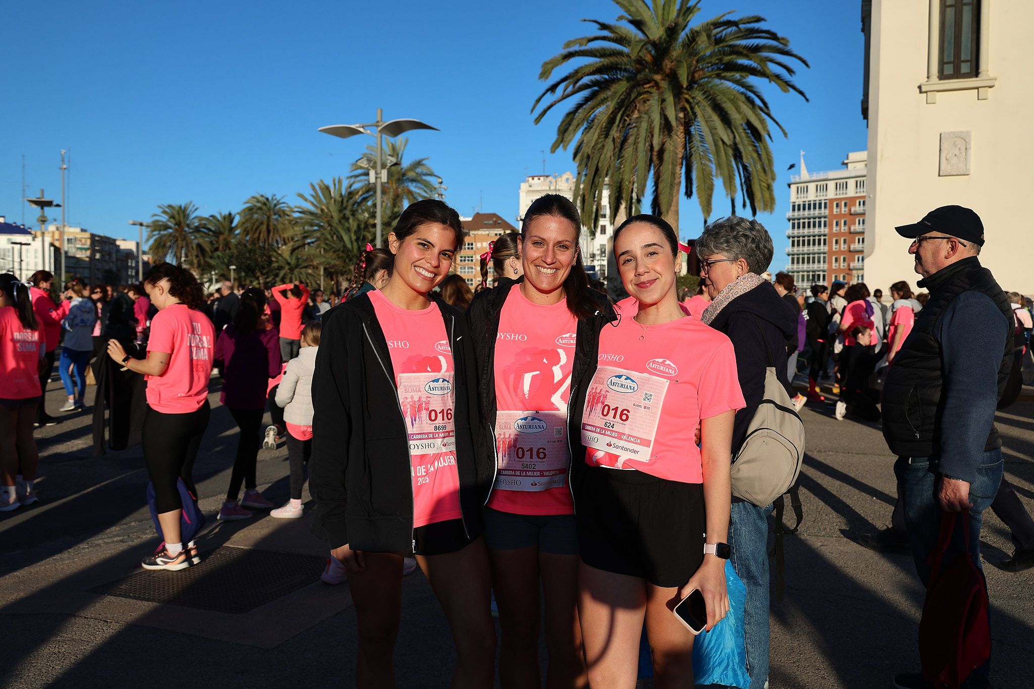 Las mejores fotos de la Carrera de la Mujer Central Lechera Asturiana de Valencia 2025. 65