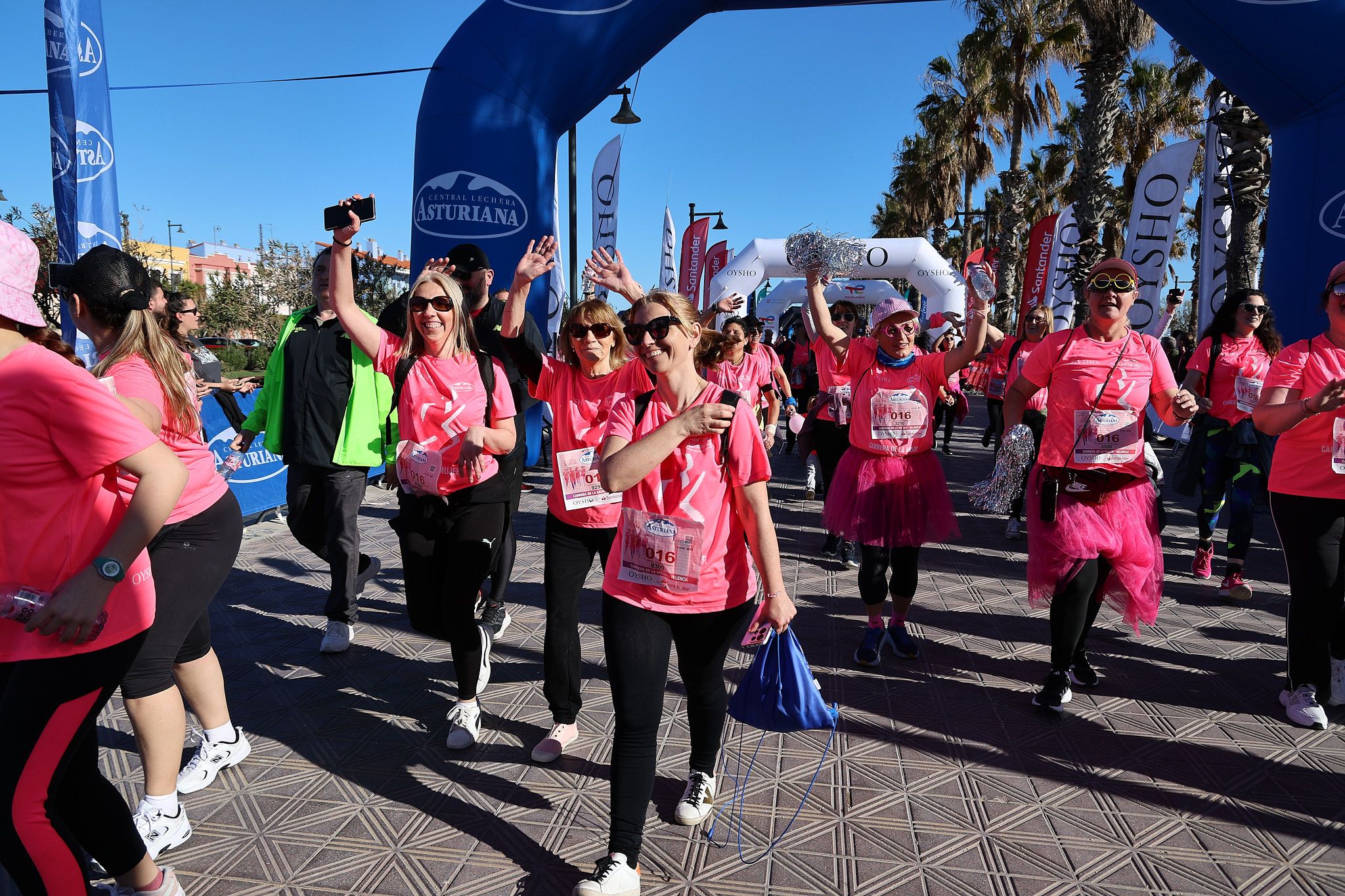 Las mejores fotos de la Carrera de la Mujer Central Lechera Asturiana de Valencia 2025. 1038