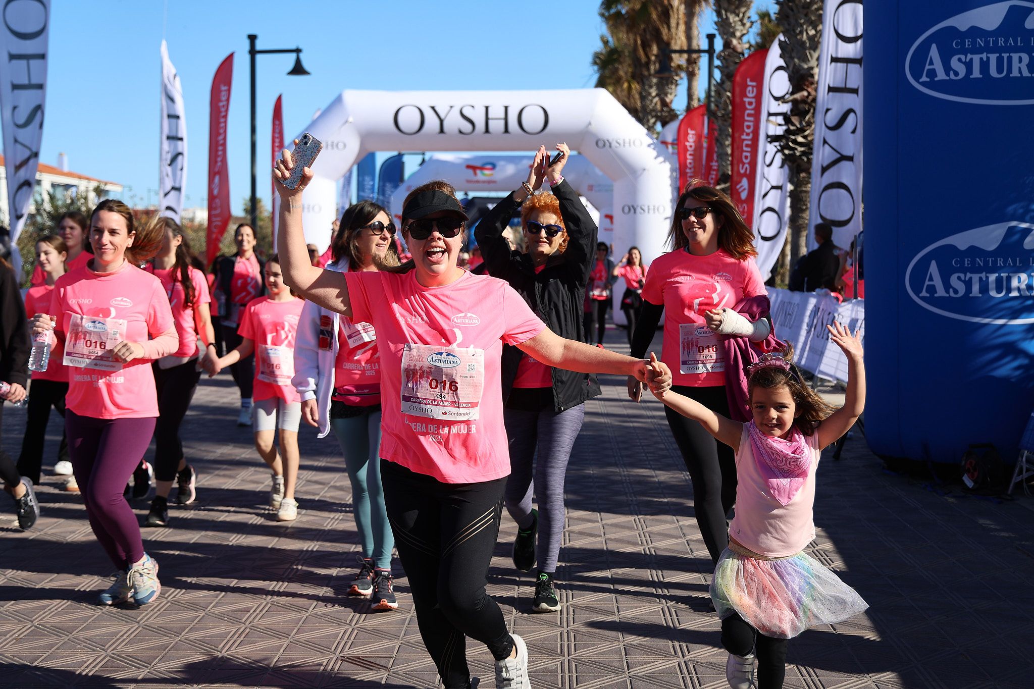 Las mejores fotos de la Carrera de la Mujer Central Lechera Asturiana de Valencia 2025. 1285