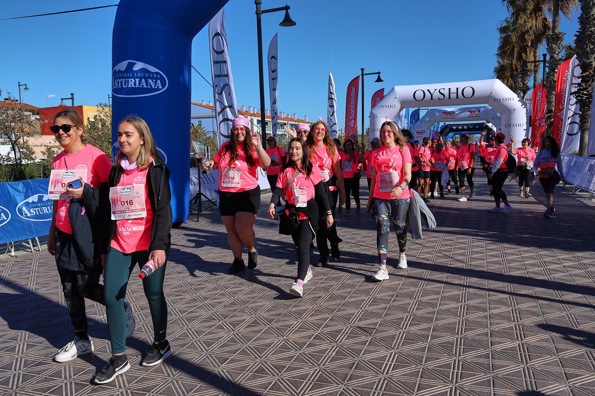 Las mejores fotos de la Carrera de la Mujer Central Lechera Asturiana de Valencia 2025. 1524