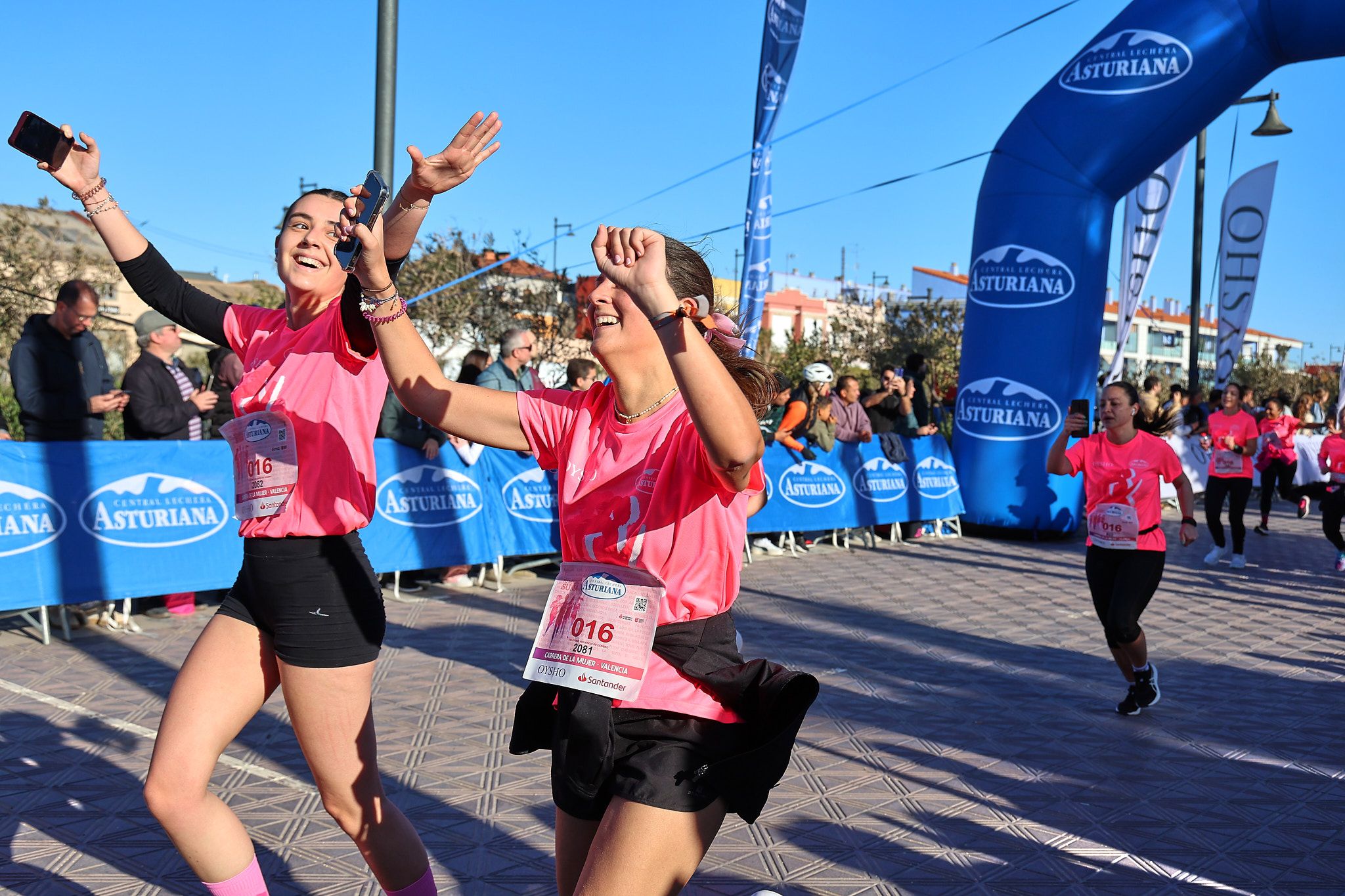 Las mejores fotos de la Carrera de la Mujer Central Lechera Asturiana de Valencia 2025. 801