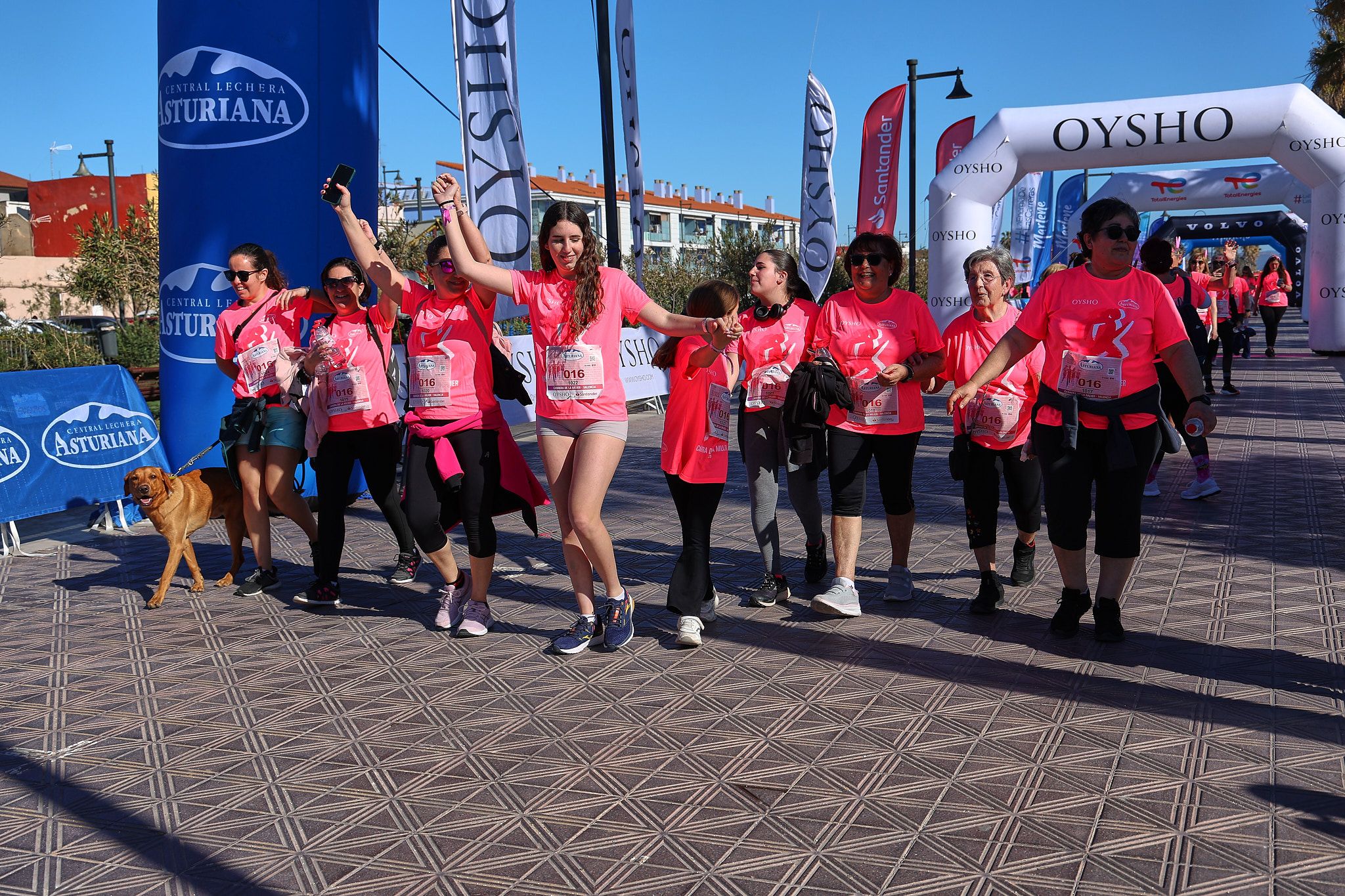 Las mejores fotos de la Carrera de la Mujer Central Lechera Asturiana de Valencia 2025. 1528