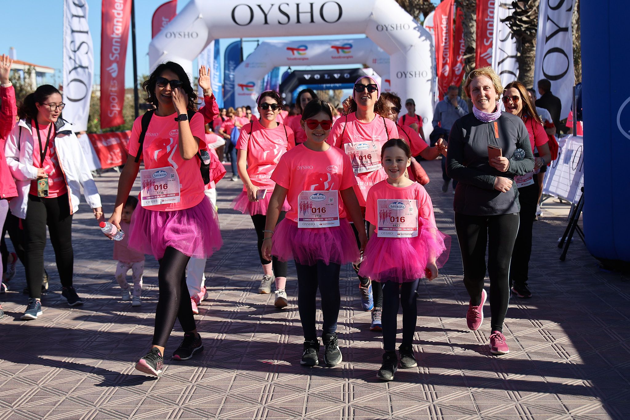Las mejores fotos de la Carrera de la Mujer Central Lechera Asturiana de Valencia 2025. 1290