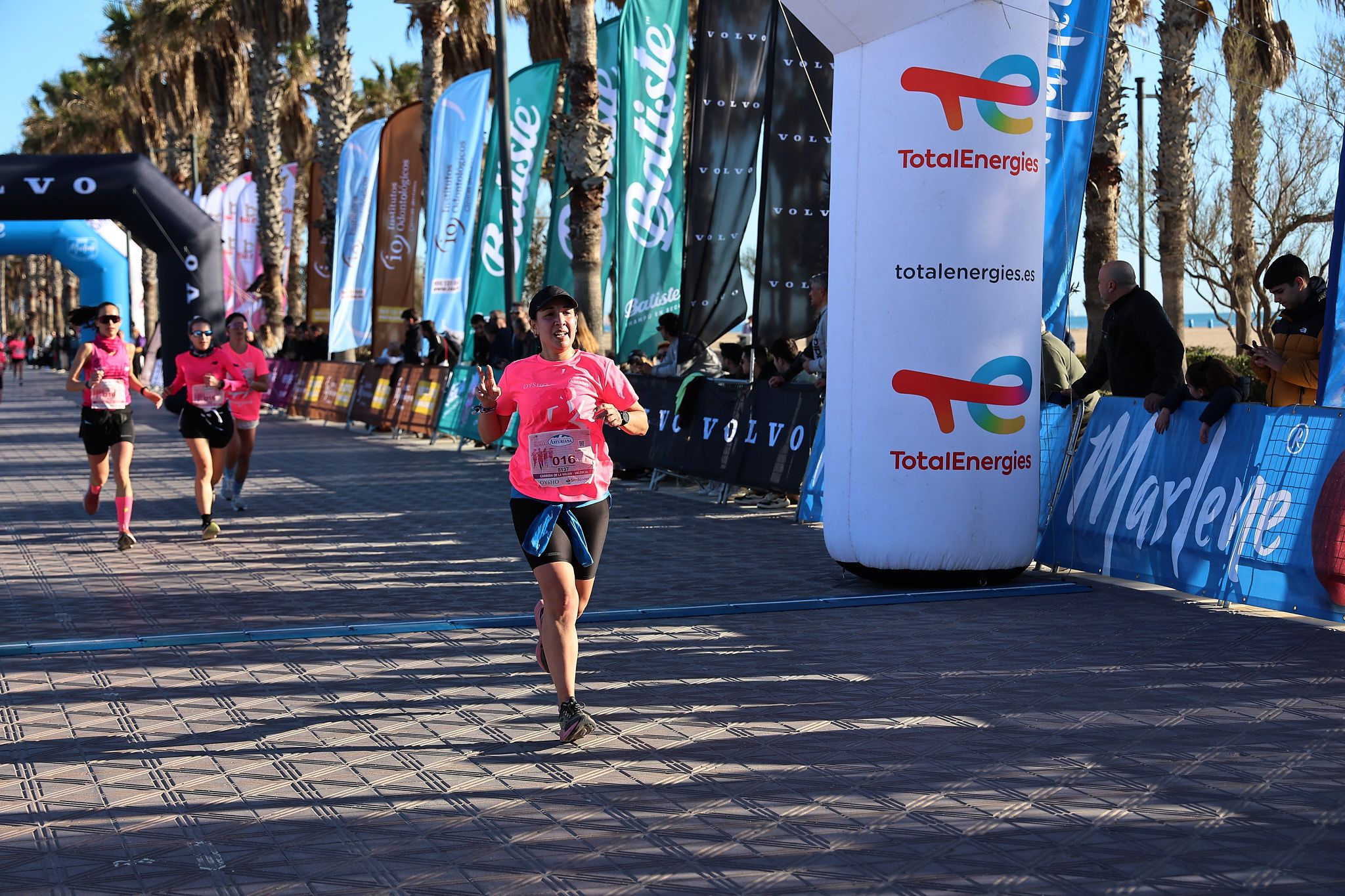 Las mejores fotos de la Carrera de la Mujer Central Lechera Asturiana de Valencia 2025. 330