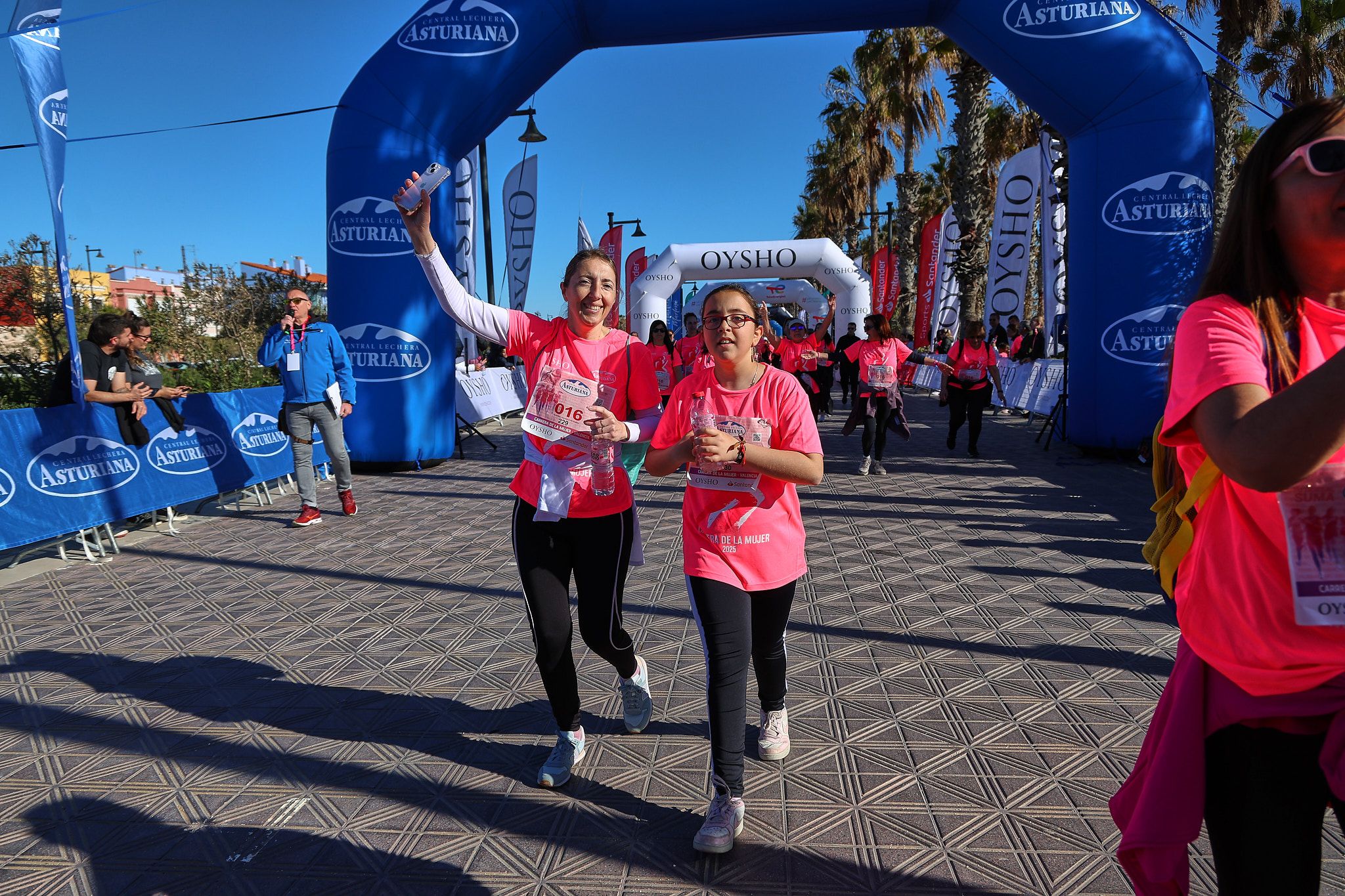 Las mejores fotos de la Carrera de la Mujer Central Lechera Asturiana de Valencia 2025. 1044
