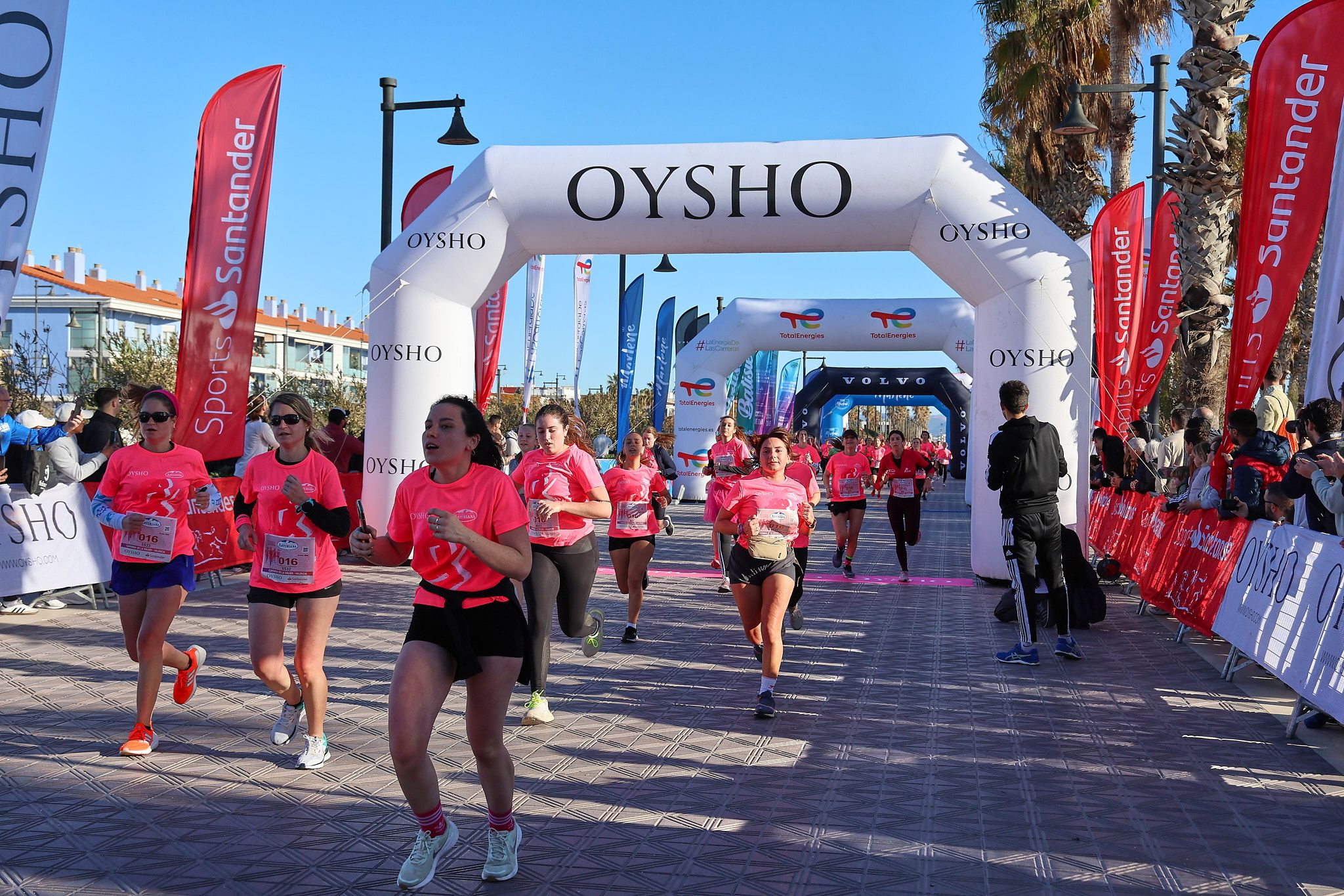 Las mejores fotos de la Carrera de la Mujer Central Lechera Asturiana de Valencia 2025. 558
