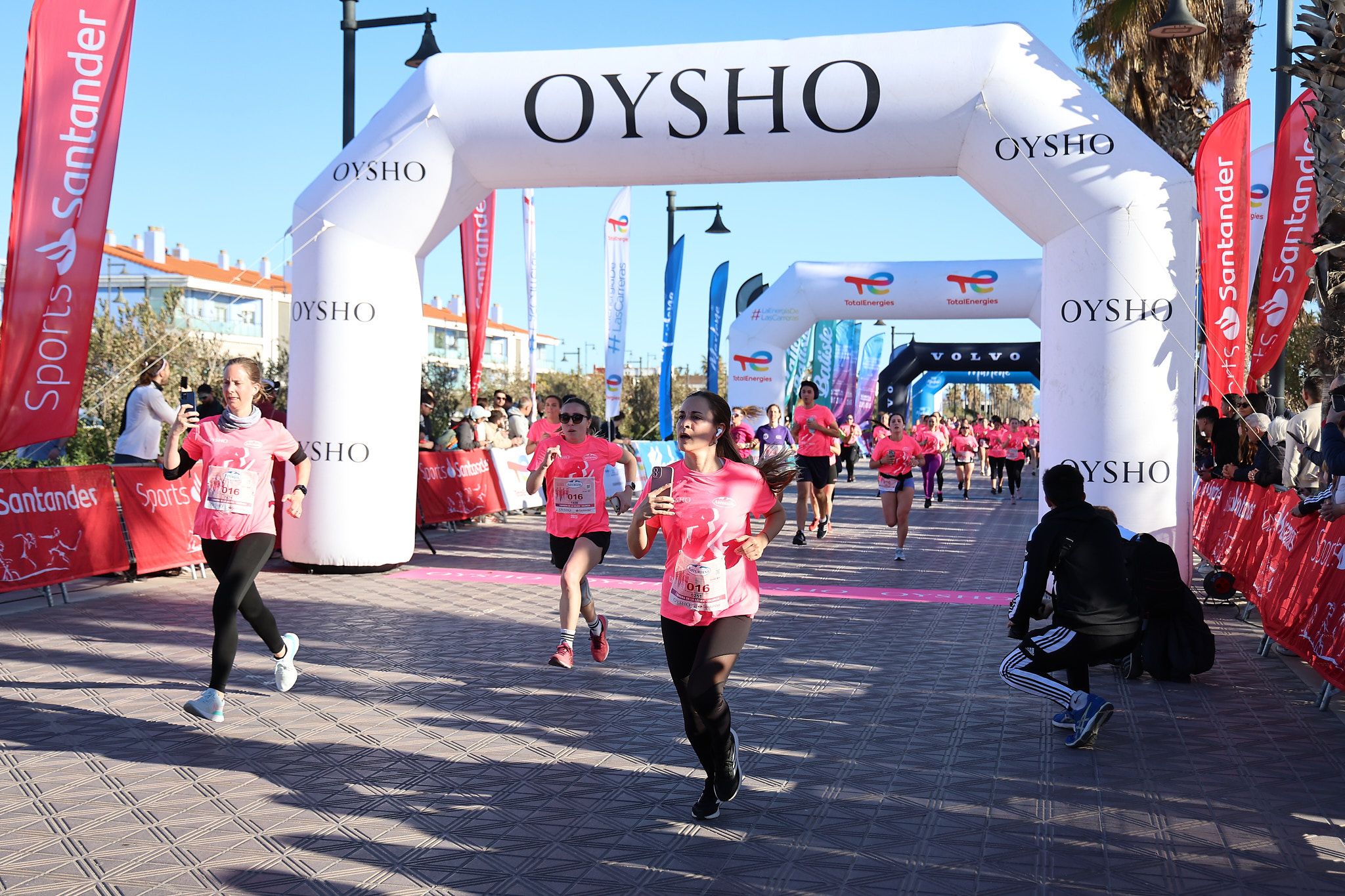 Las mejores fotos de la Carrera de la Mujer Central Lechera Asturiana de Valencia 2025. 564