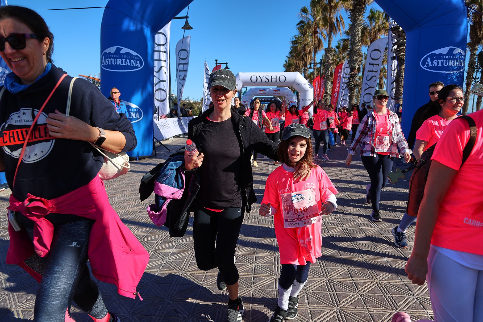 Las mejores fotos de la Carrera de la Mujer Central Lechera Asturiana de Valencia 2025. 1050