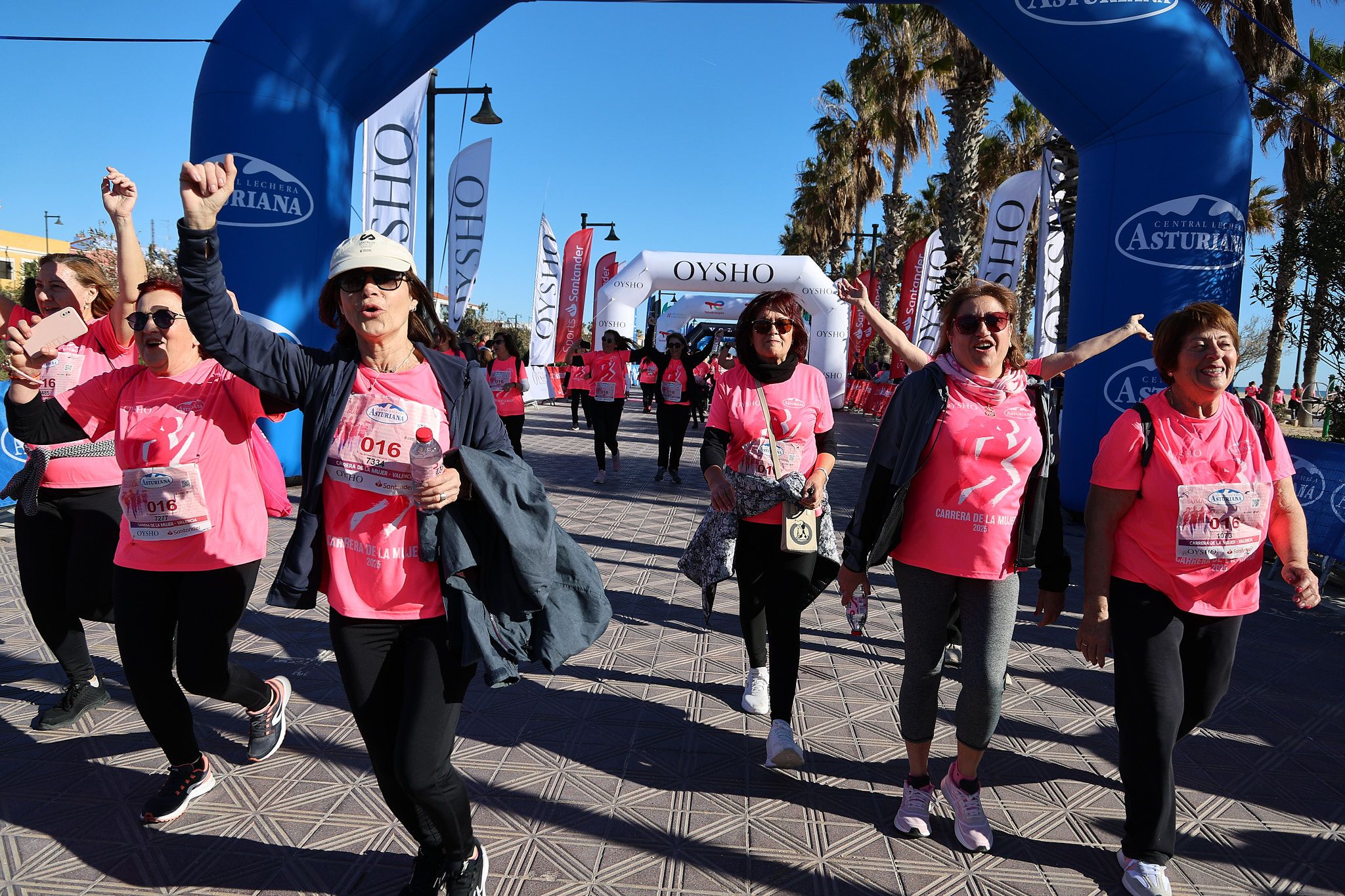 Las mejores fotos de la Carrera de la Mujer Central Lechera Asturiana de Valencia 2025. 1054