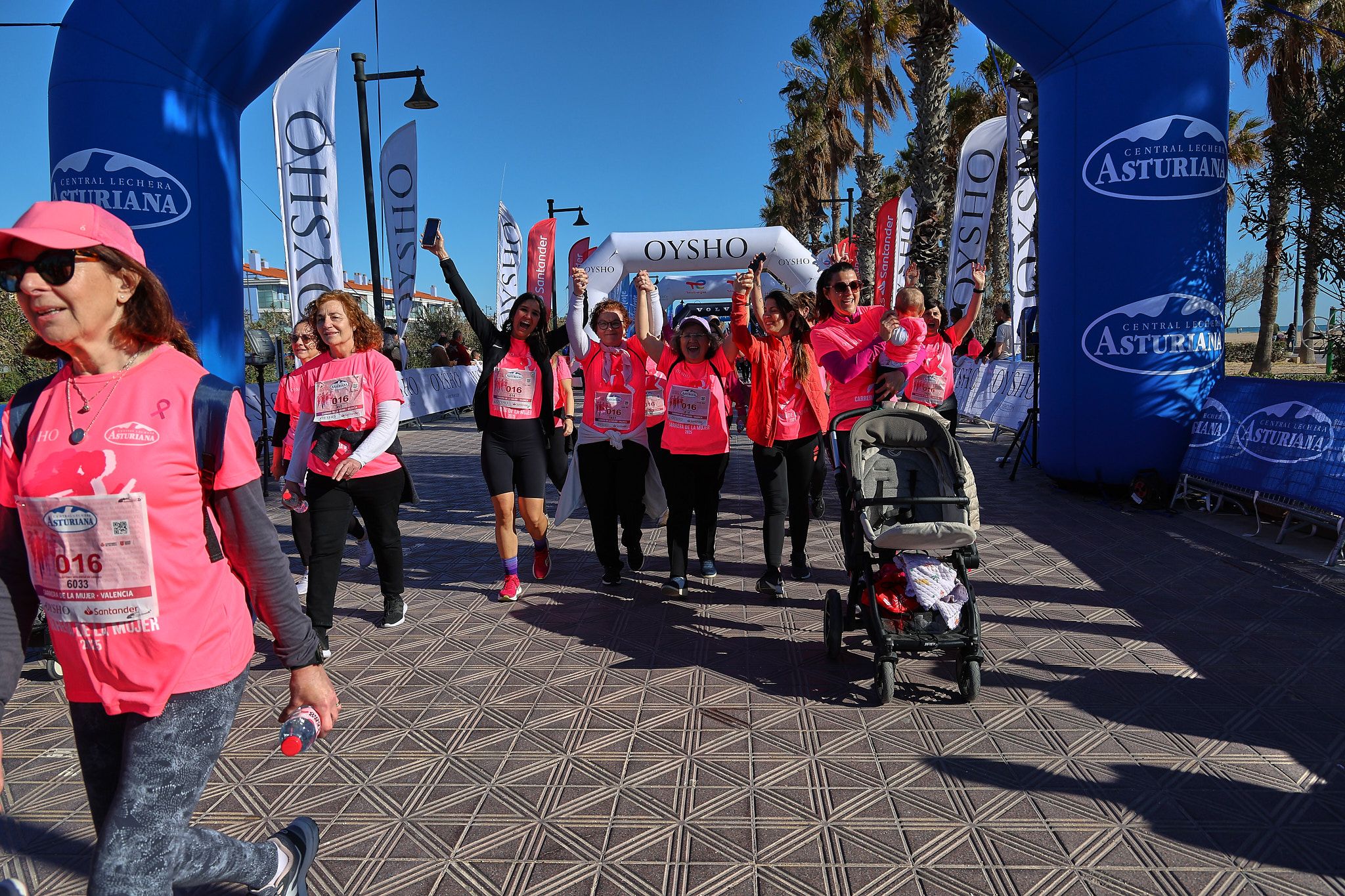 Las mejores fotos de la Carrera de la Mujer Central Lechera Asturiana de Valencia 2025. 1307