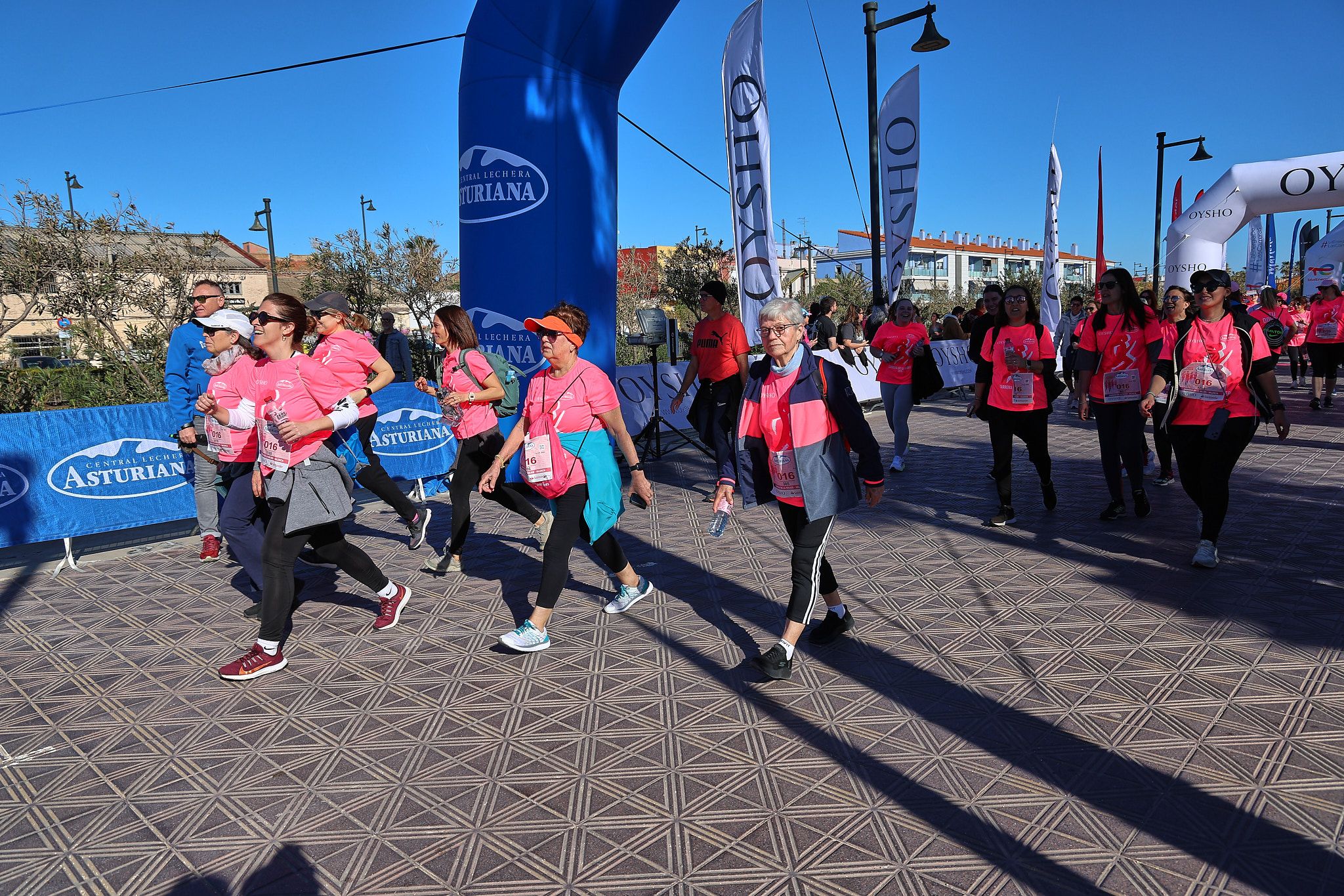 Las mejores fotos de la Carrera de la Mujer Central Lechera Asturiana de Valencia 2025. 1311