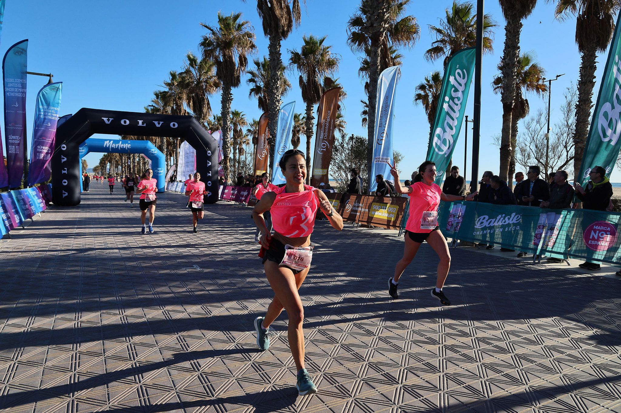 Las mejores fotos de la Carrera de la Mujer Central Lechera Asturiana de Valencia 2025. 350