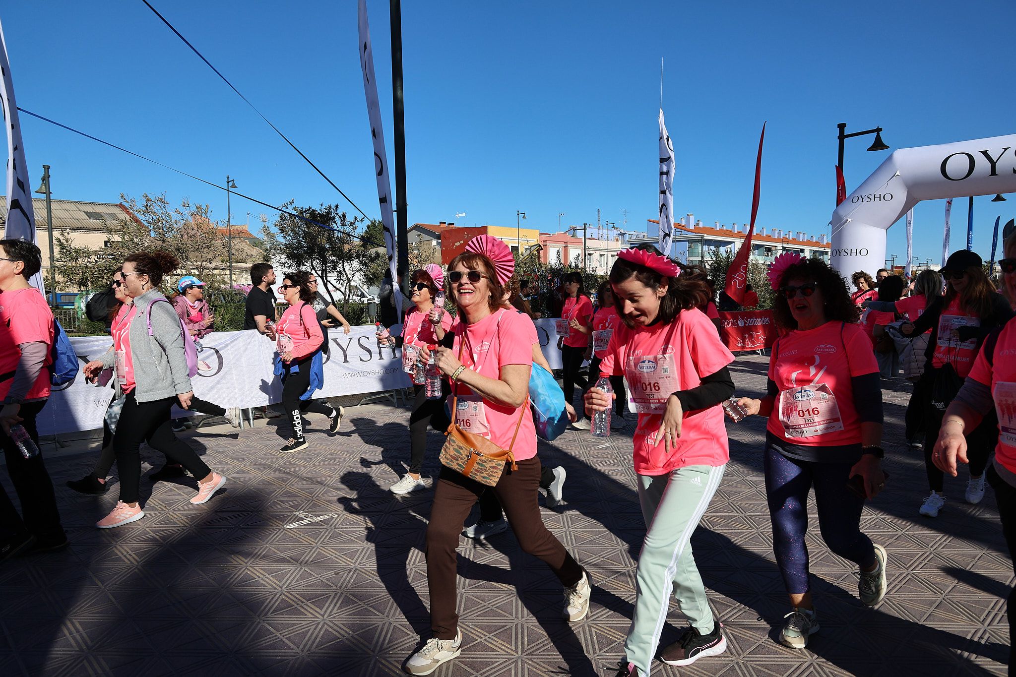 Las mejores fotos de la Carrera de la Mujer Central Lechera Asturiana de Valencia 2025. 1315