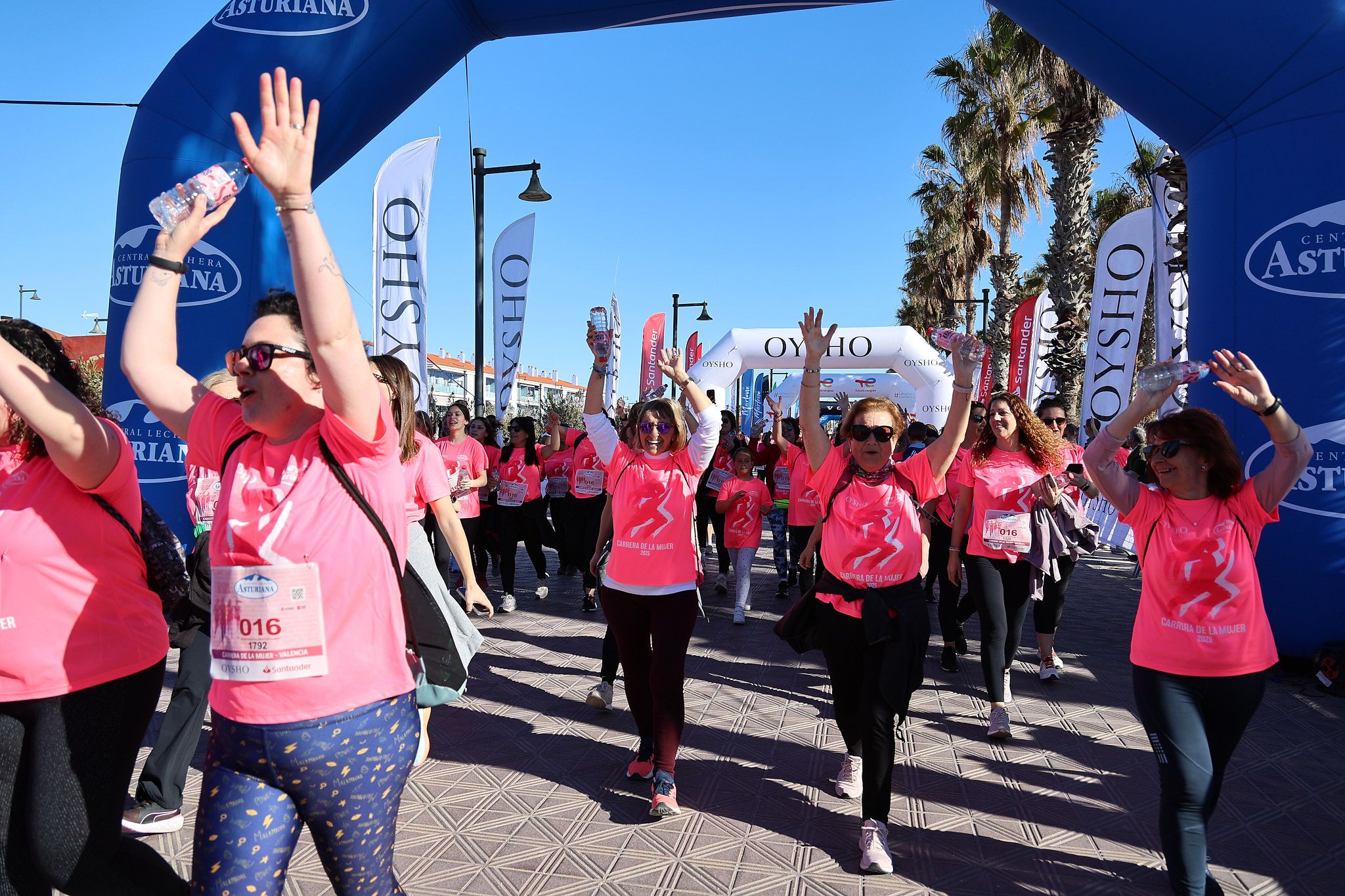 Las mejores fotos de la Carrera de la Mujer Central Lechera Asturiana de Valencia 2025. 1066