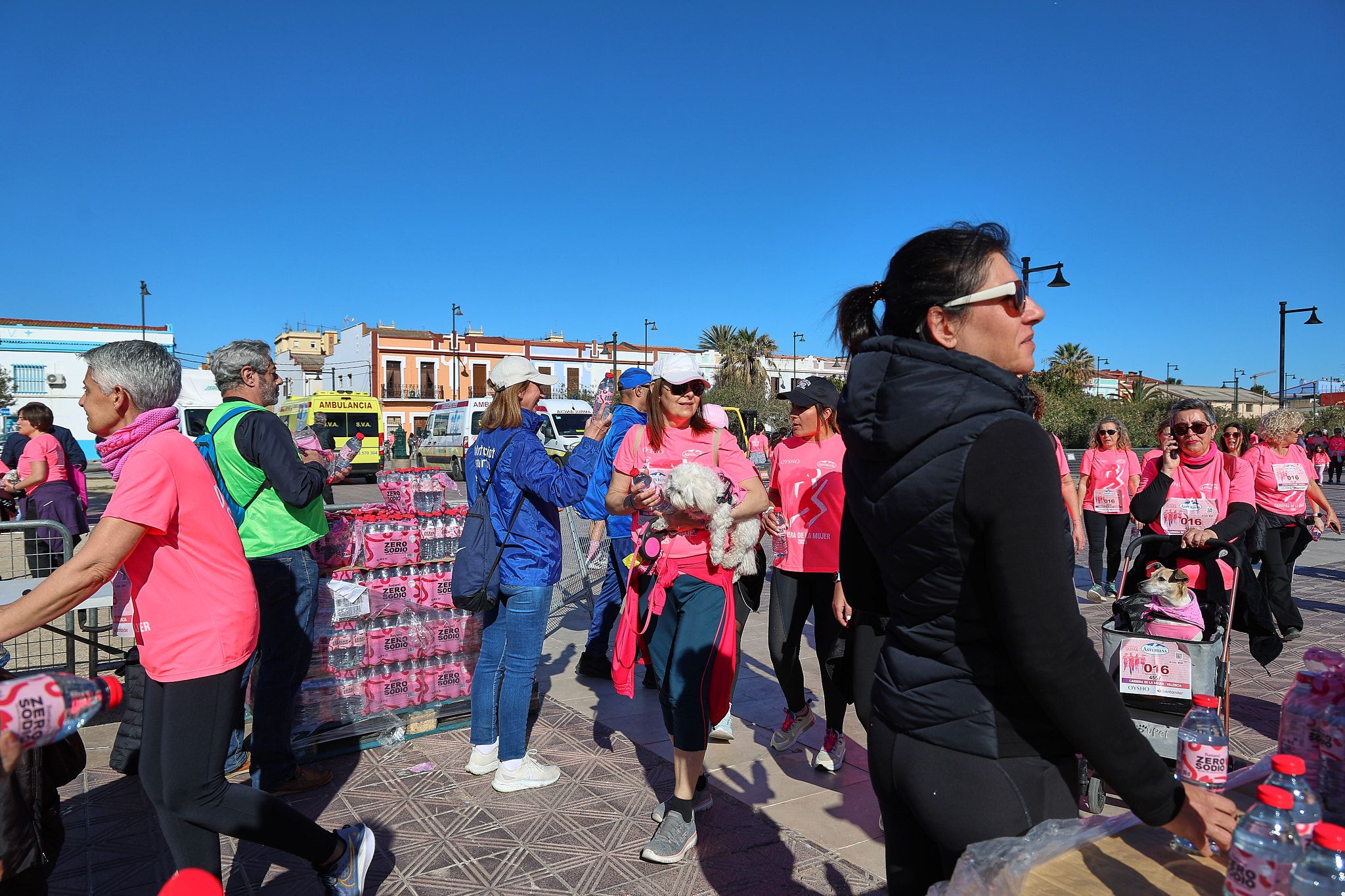 Las mejores fotos de la Carrera de la Mujer Central Lechera Asturiana de Valencia 2025. 1551