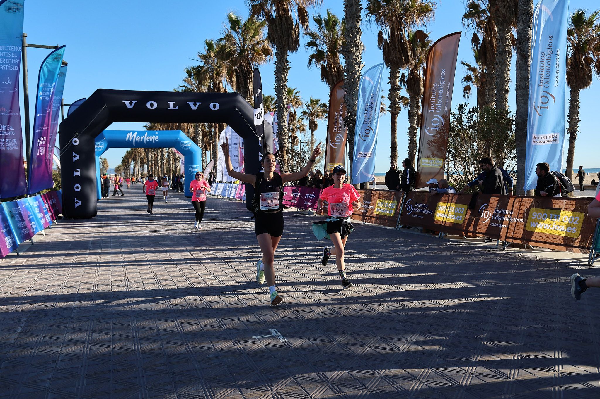 Las mejores fotos de la Carrera de la Mujer Central Lechera Asturiana de Valencia 2025. 354