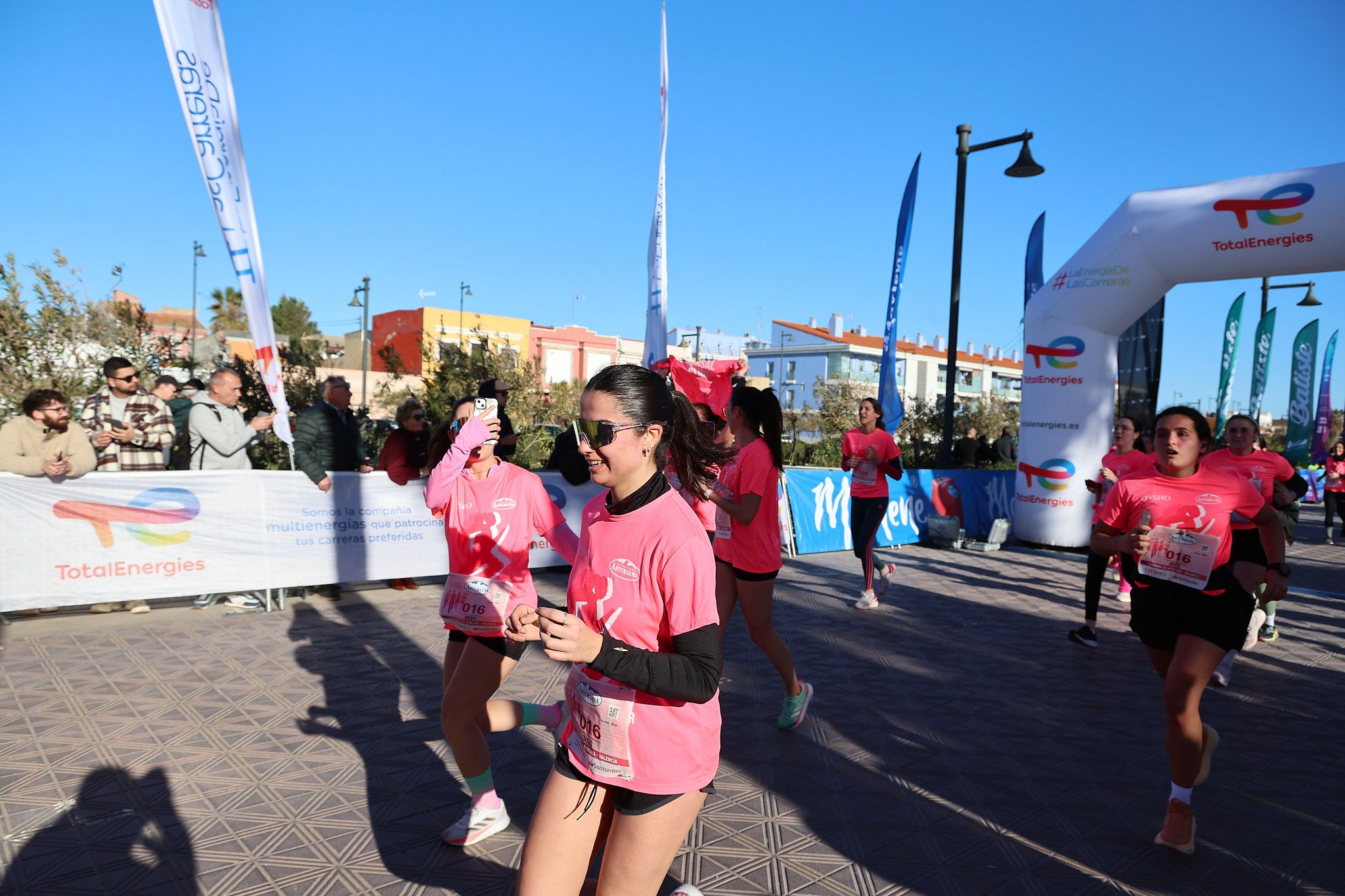Las mejores fotos de la Carrera de la Mujer Central Lechera Asturiana de Valencia 2025. 584