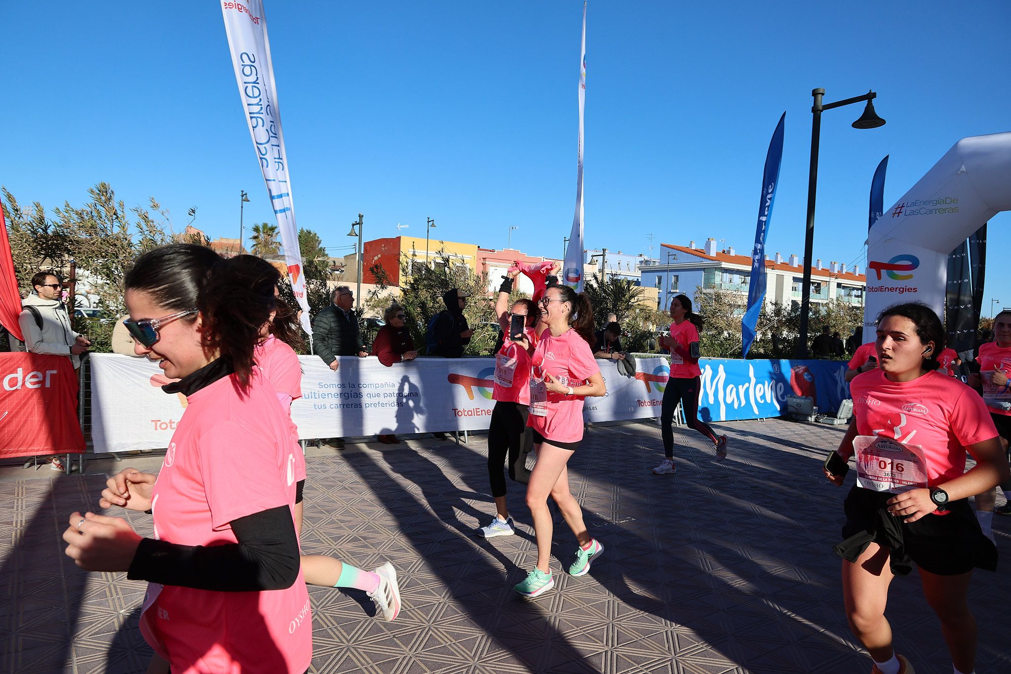 Las mejores fotos de la Carrera de la Mujer Central Lechera Asturiana de Valencia 2025. 585