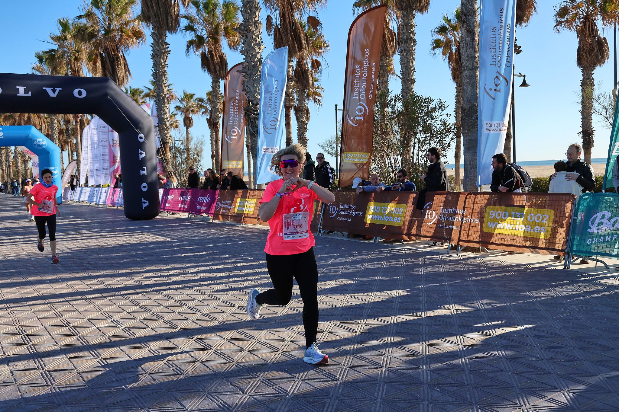 Las mejores fotos de la Carrera de la Mujer Central Lechera Asturiana de Valencia 2025. 356
