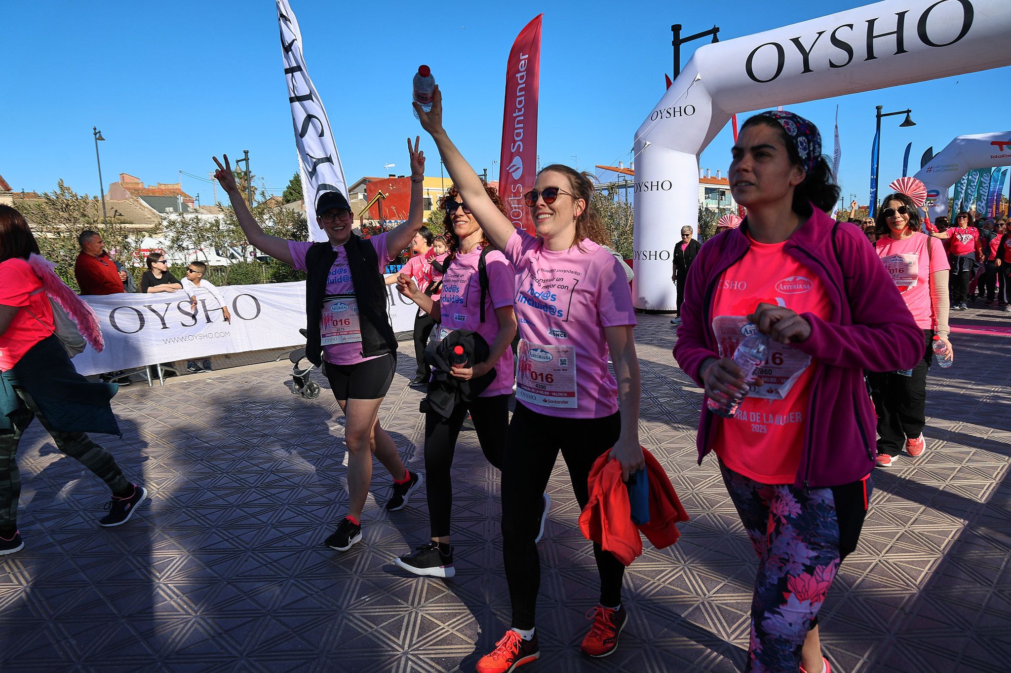 Las mejores fotos de la Carrera de la Mujer Central Lechera Asturiana de Valencia 2025. 1322