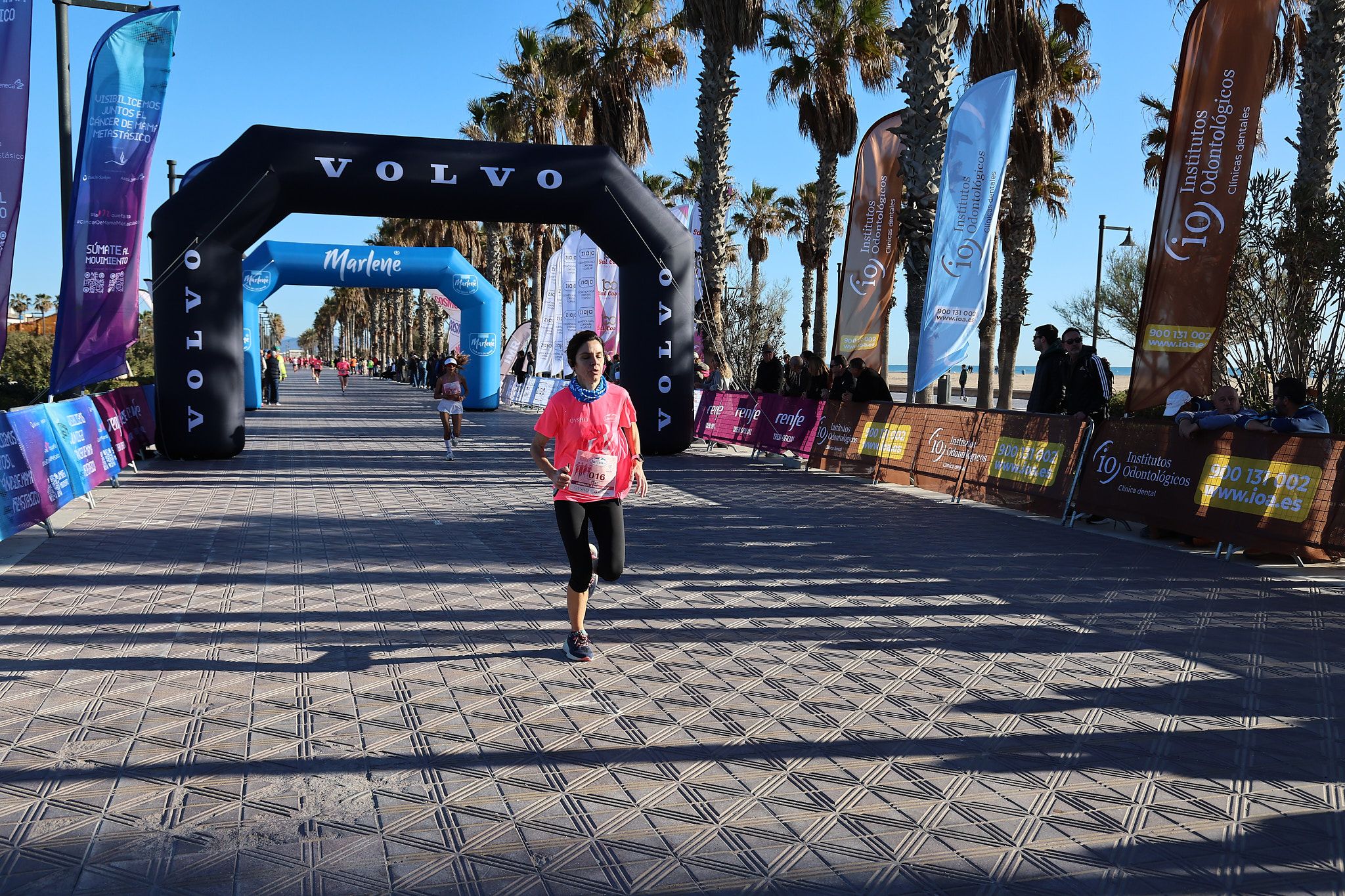 Las mejores fotos de la Carrera de la Mujer Central Lechera Asturiana de Valencia 2025. 357