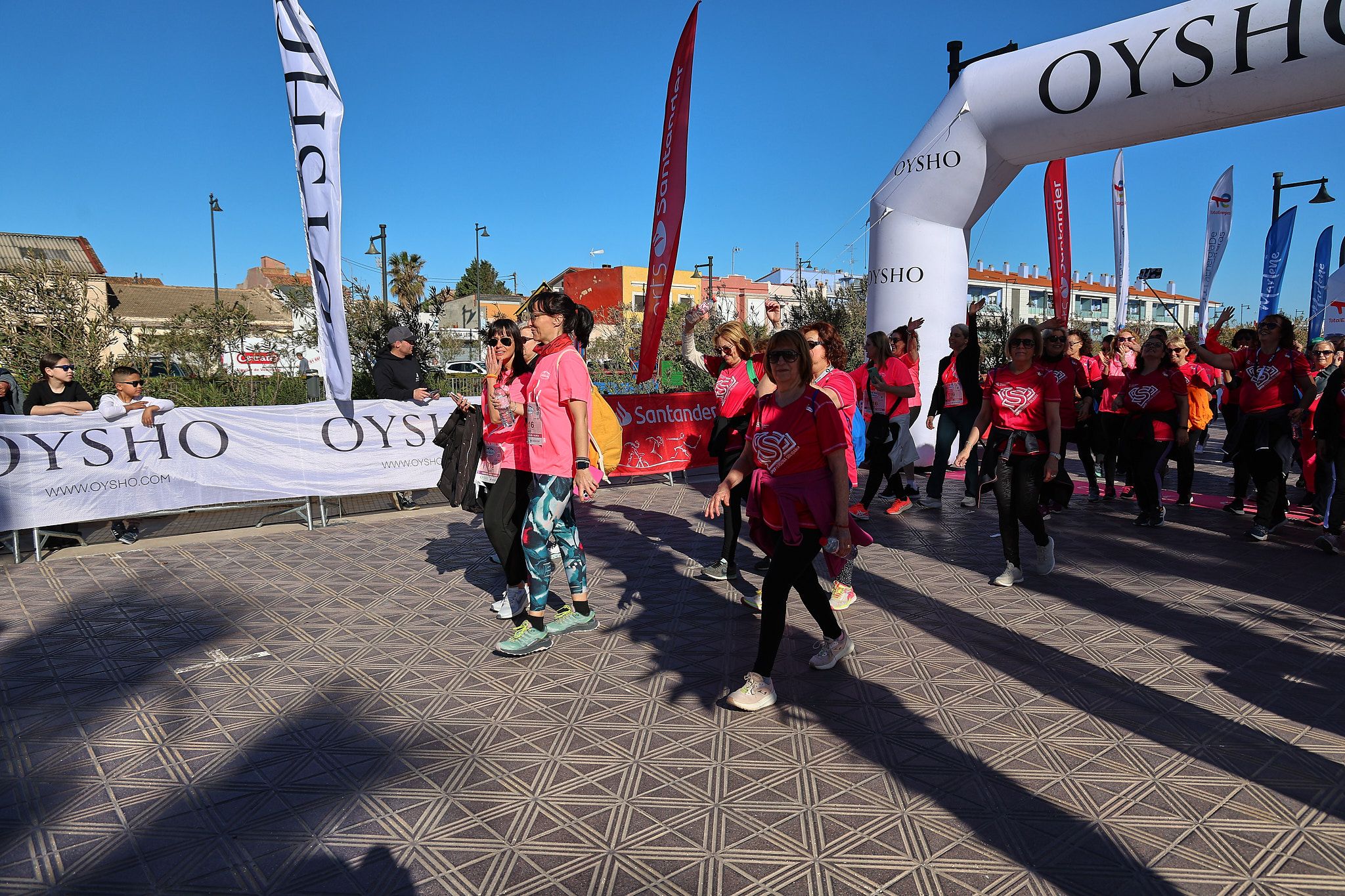 Las mejores fotos de la Carrera de la Mujer Central Lechera Asturiana de Valencia 2025. 1324