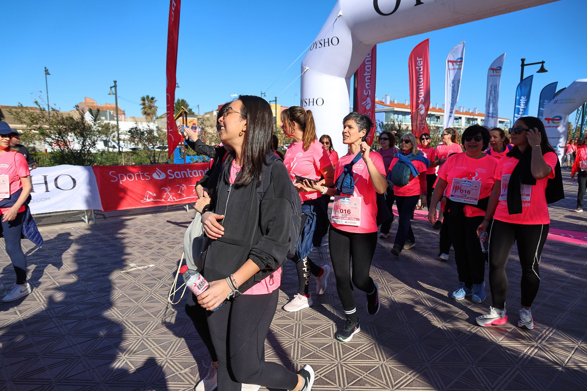 Las mejores fotos de la Carrera de la Mujer Central Lechera Asturiana de Valencia 2025. 1329