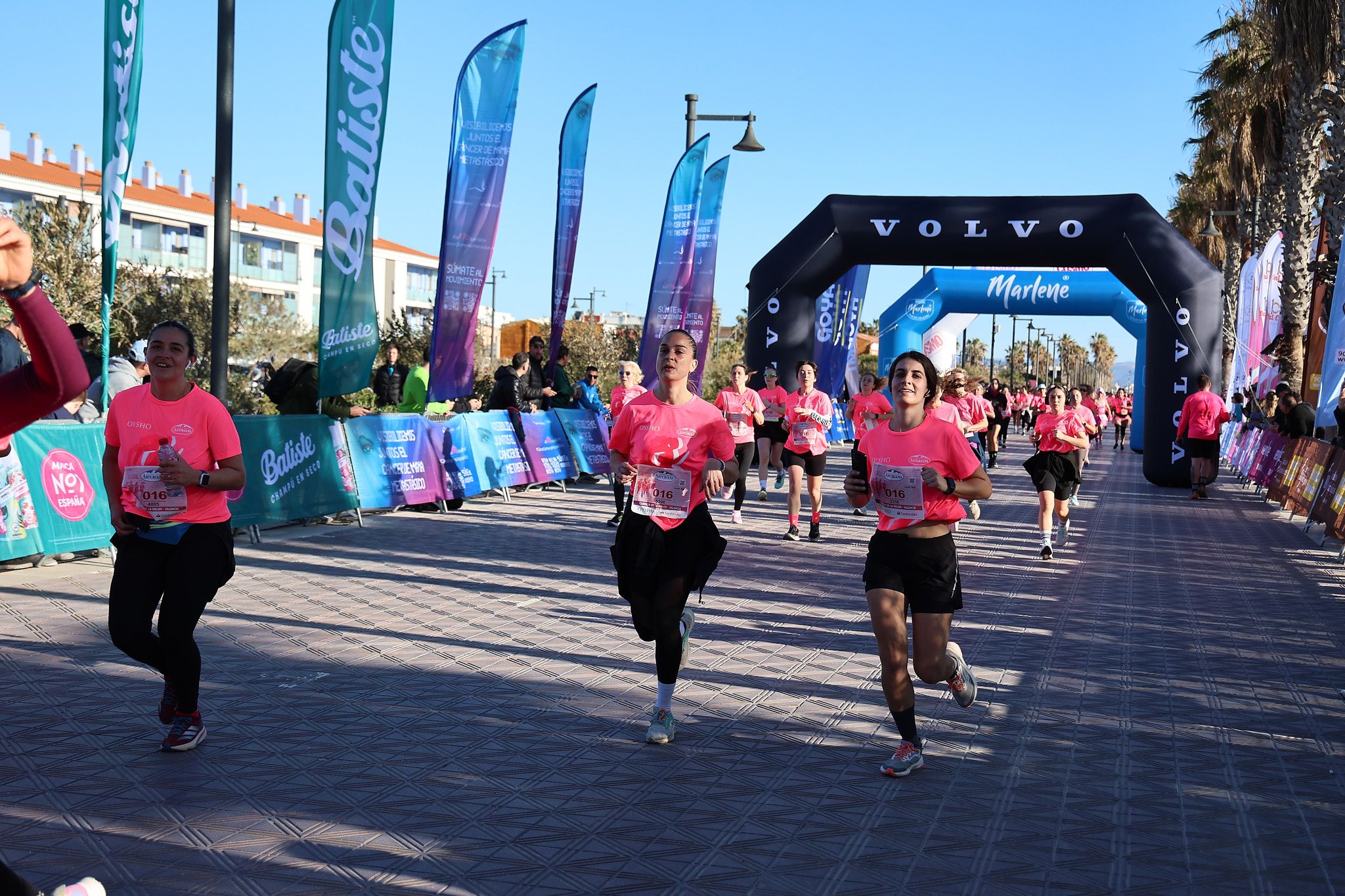 Las mejores fotos de la Carrera de la Mujer Central Lechera Asturiana de Valencia 2025. 602